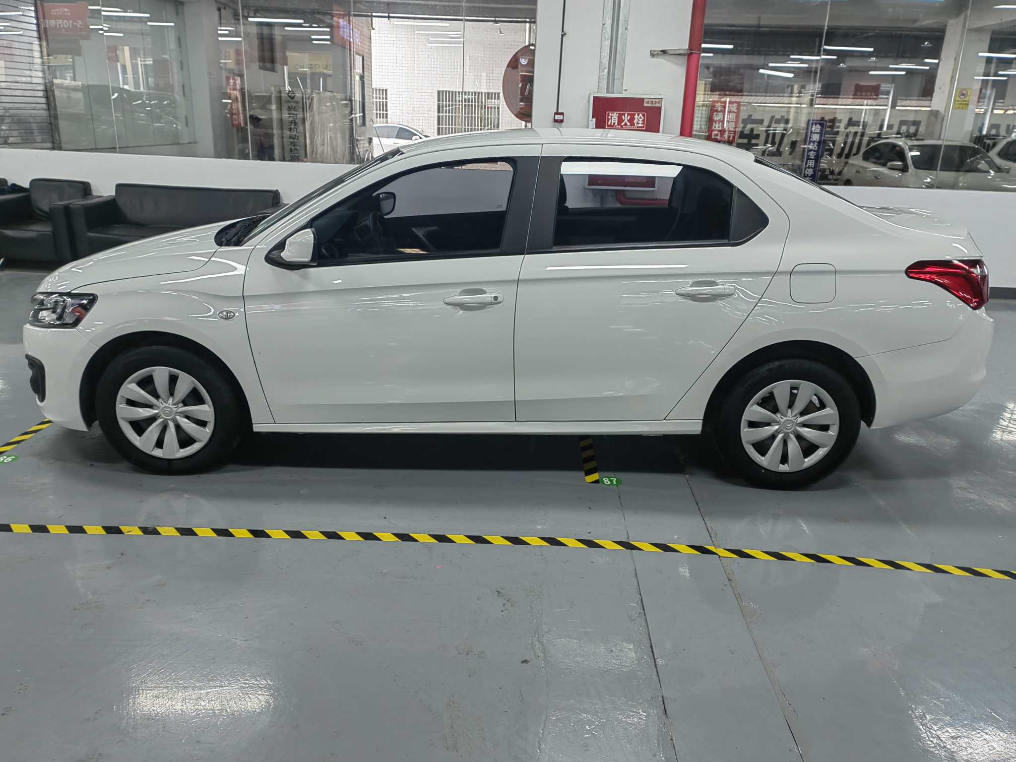 Citroen C-Elysée 2018 immagine di auto #4