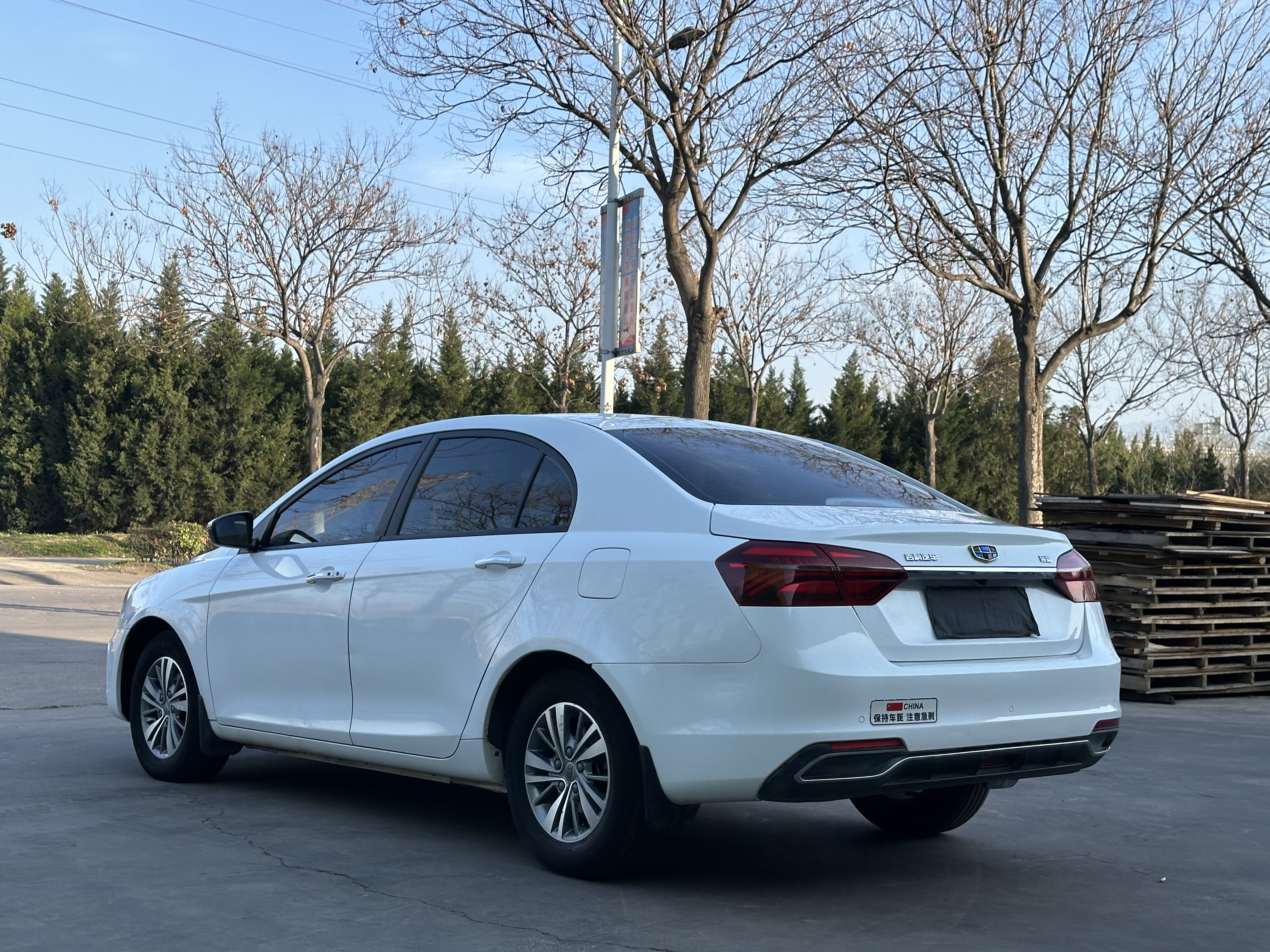 GEELY Emgrand 2018 car image #4