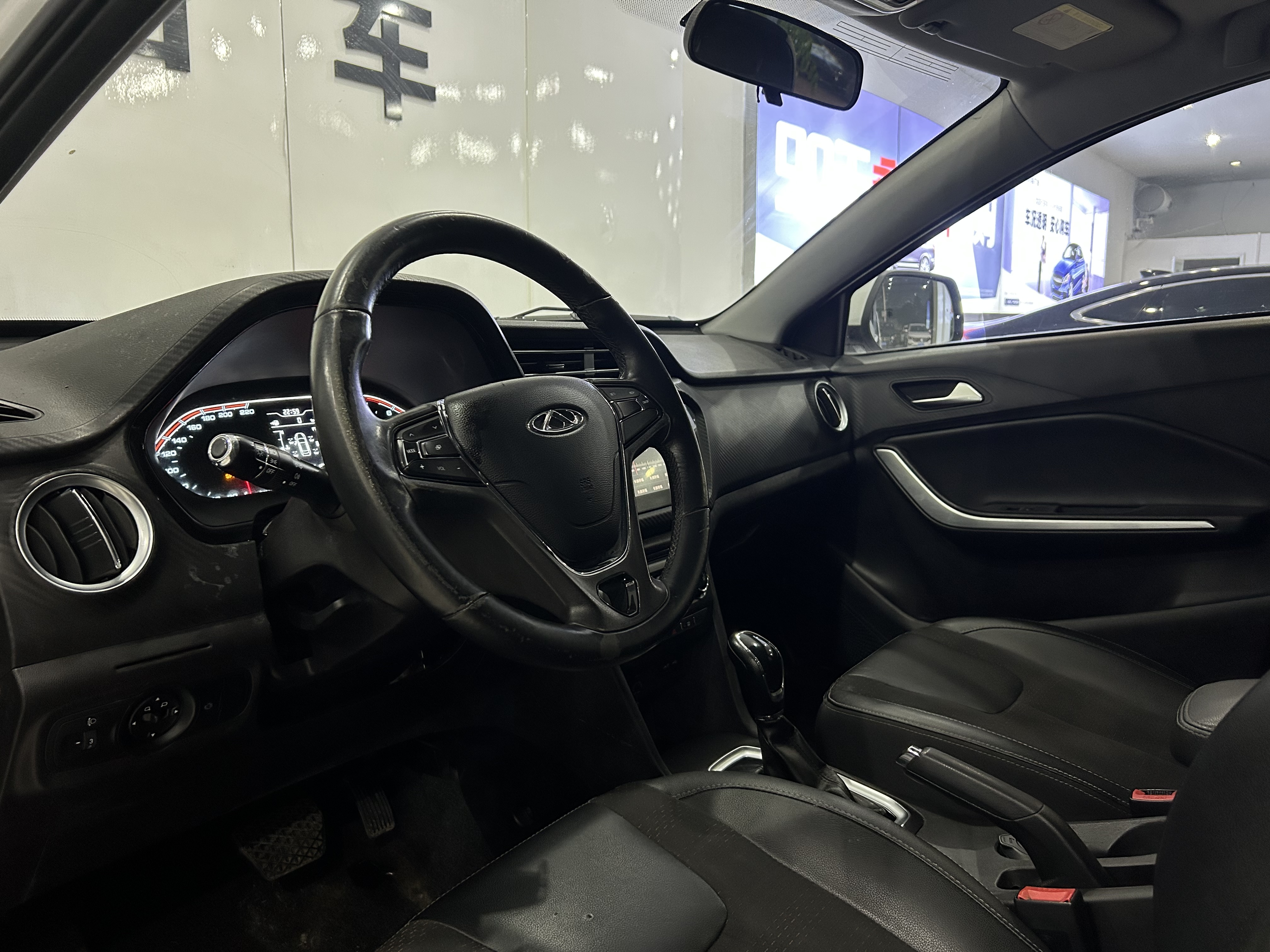 Tiggo 3x 2018 #4 Tiggo 3x 2018 car image #4