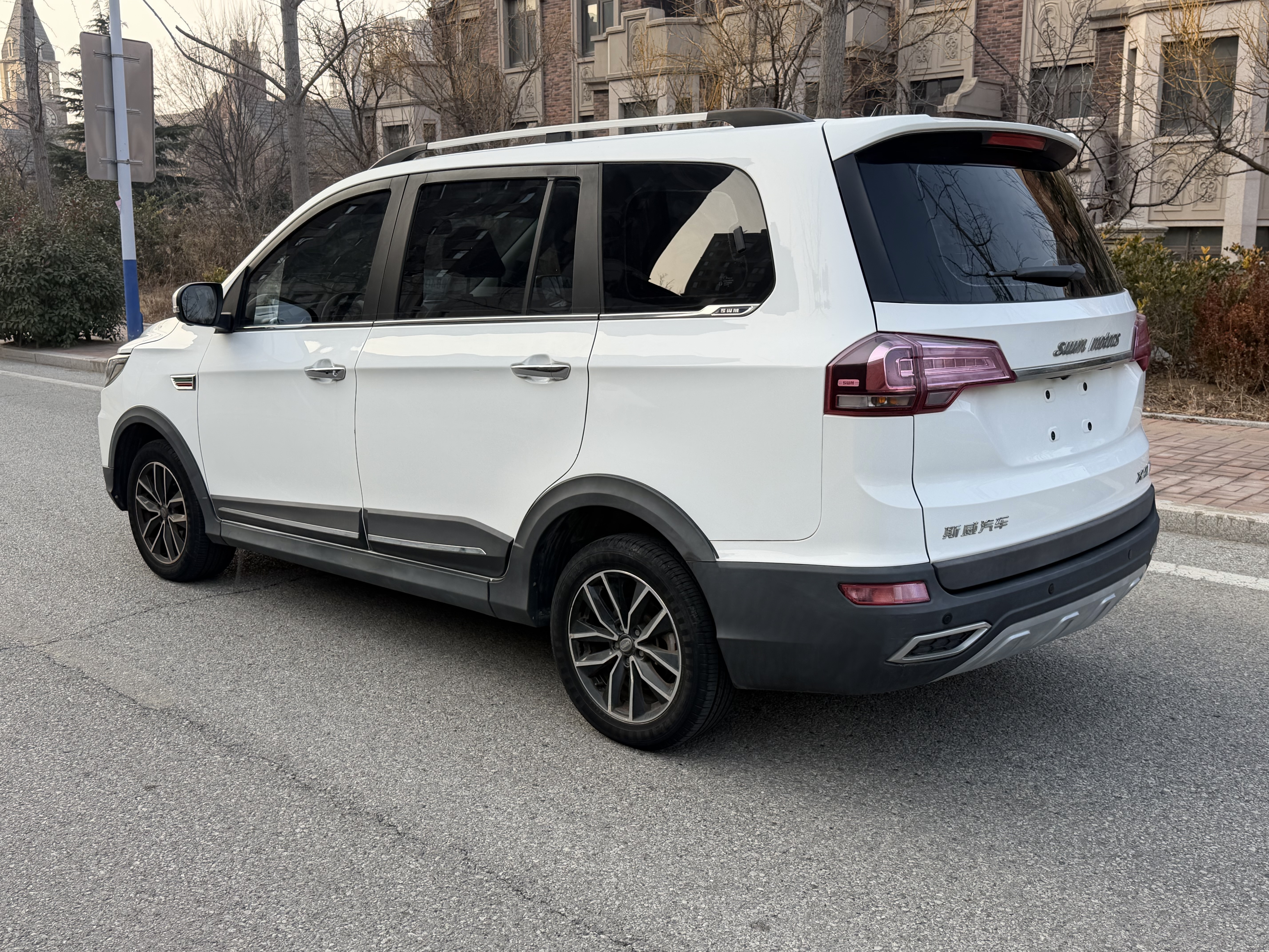 SWM斯威汽车 SWM斯威X3 2019 汽车图片 #4