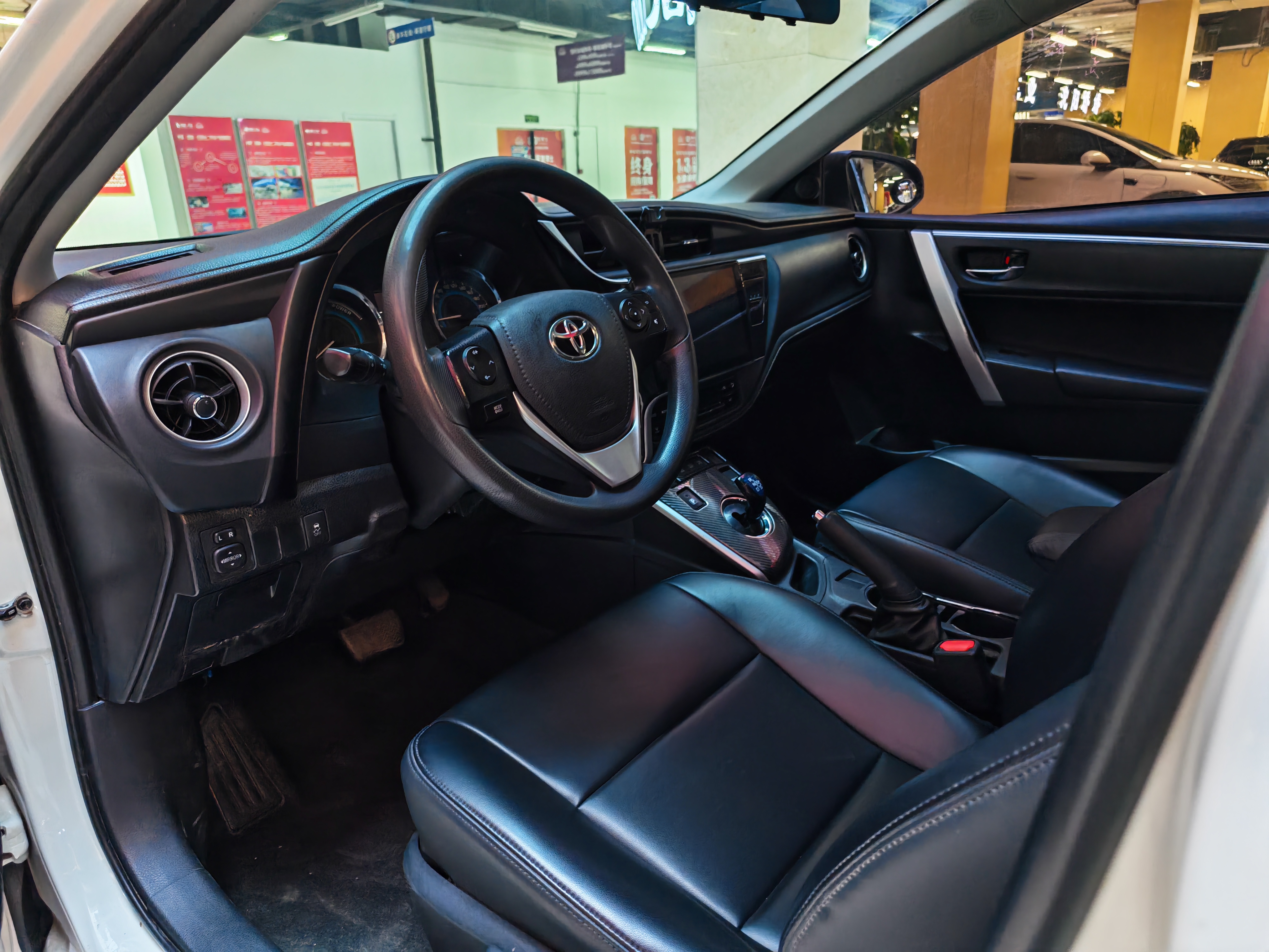 Toyota Corolla 2018 #4 Toyota Corolla 2018 car image #4