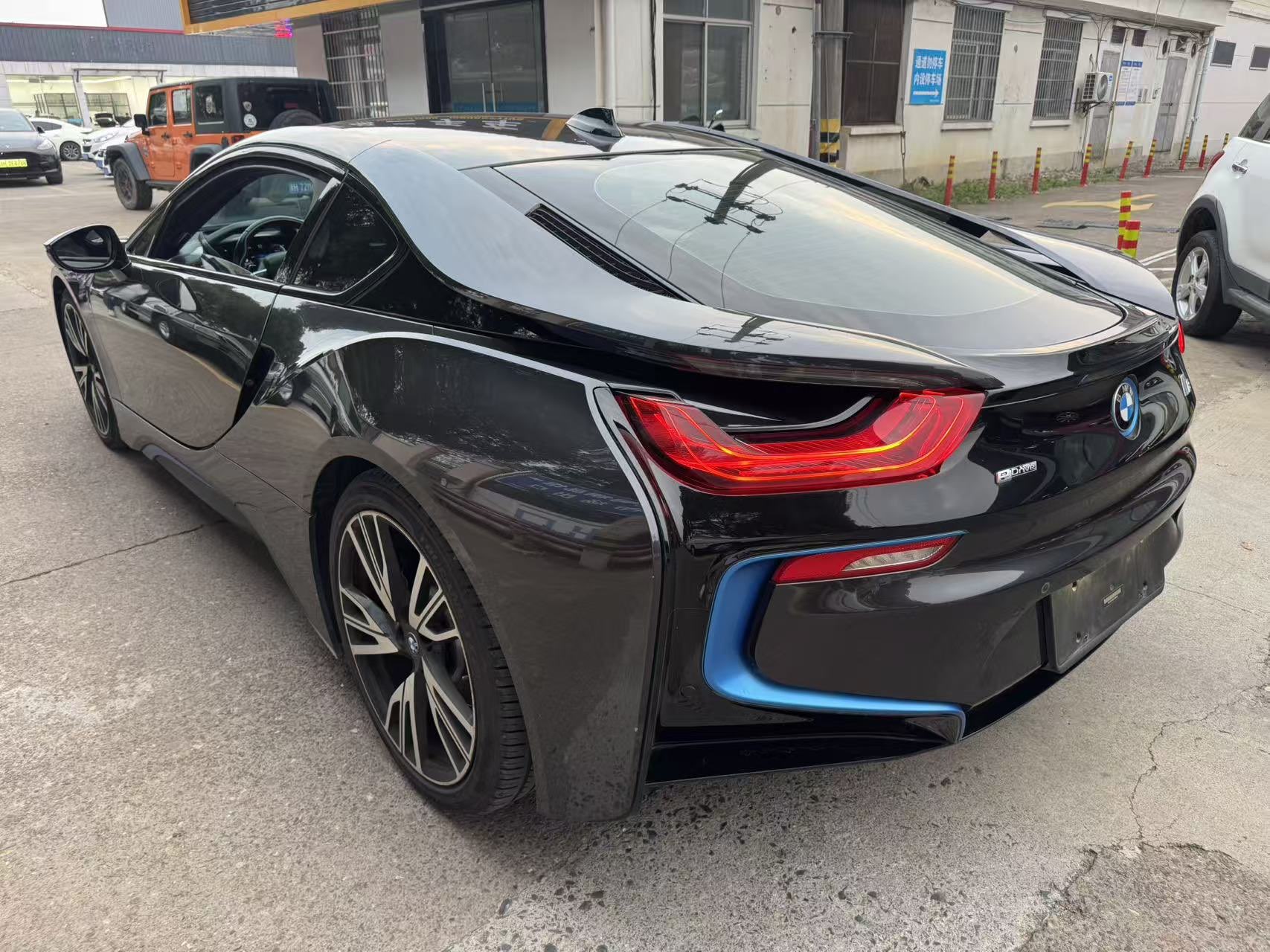 BMW i8 2018 car image #4