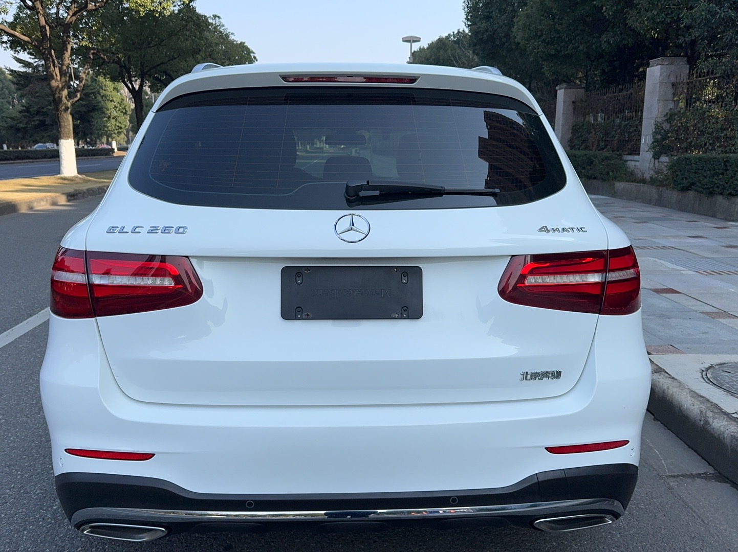 Mercedes-Benz GLC Class 2018 immagine di auto #4