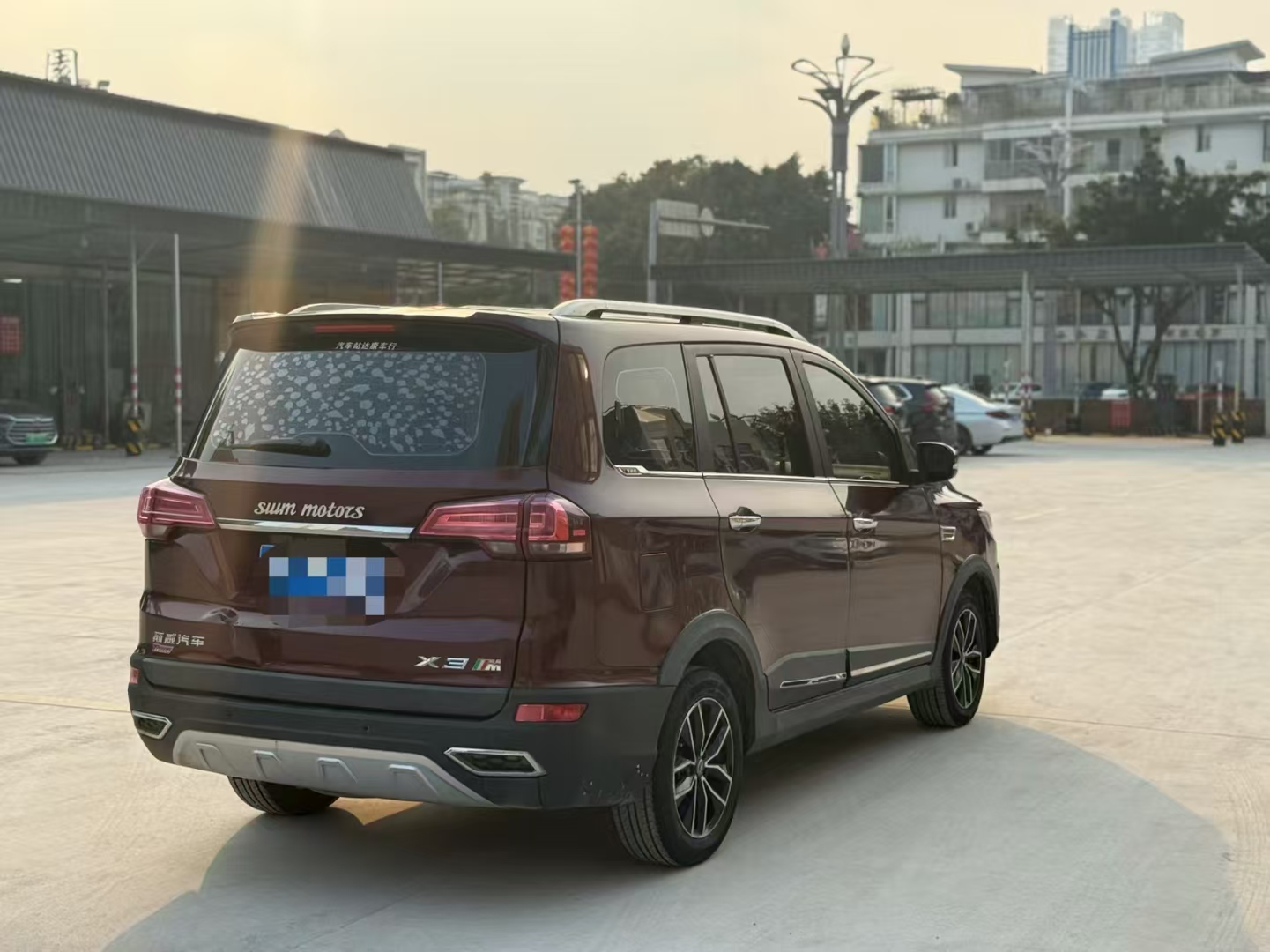 SWM斯威汽车 SWM斯威X7 2019 #4 SWM斯威汽车 SWM斯威X7 2019 汽车图片 #4