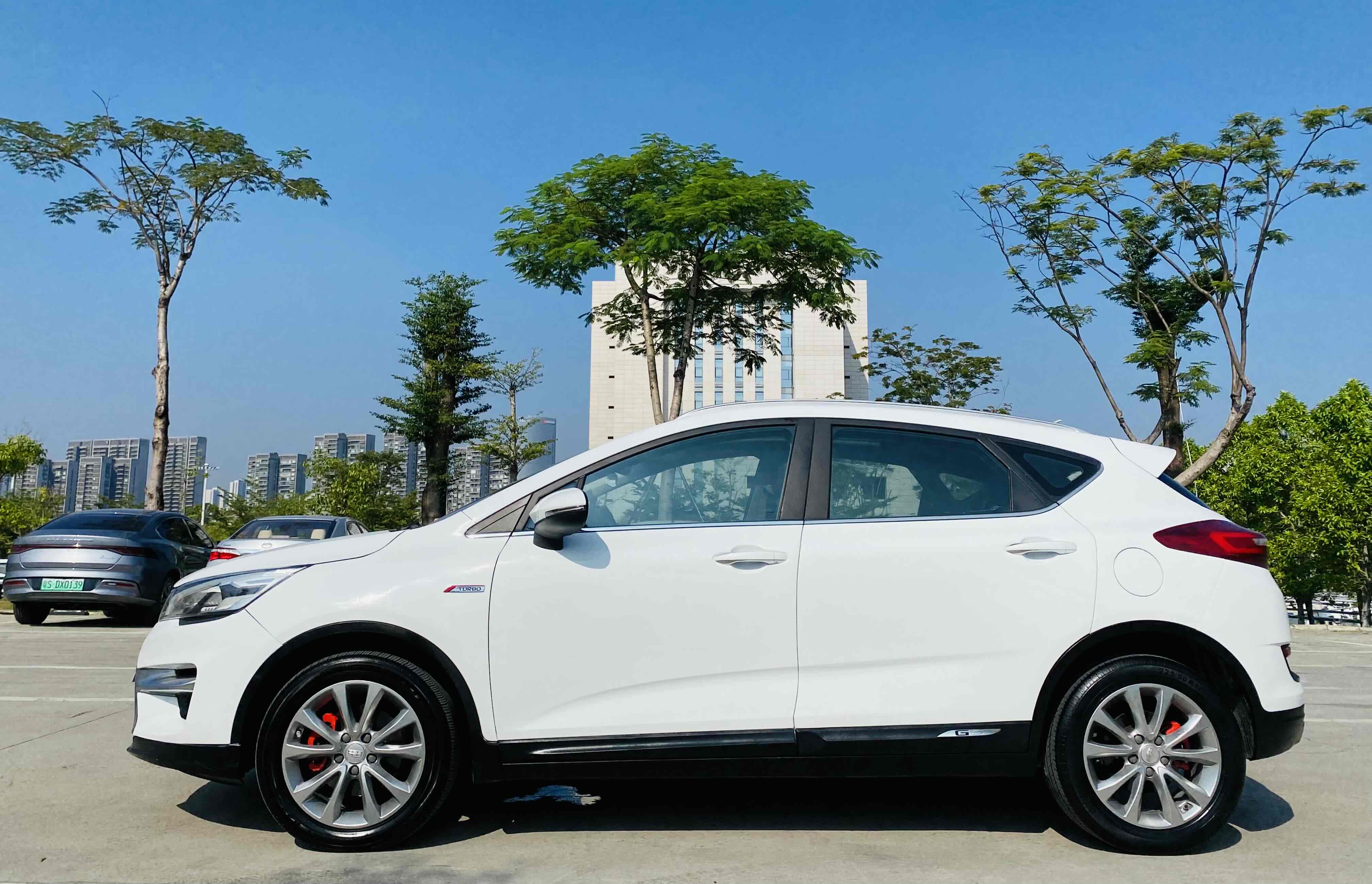 GEELY Emgrand GS 2019 #4 GEELY Emgrand GS 2019 car image #4