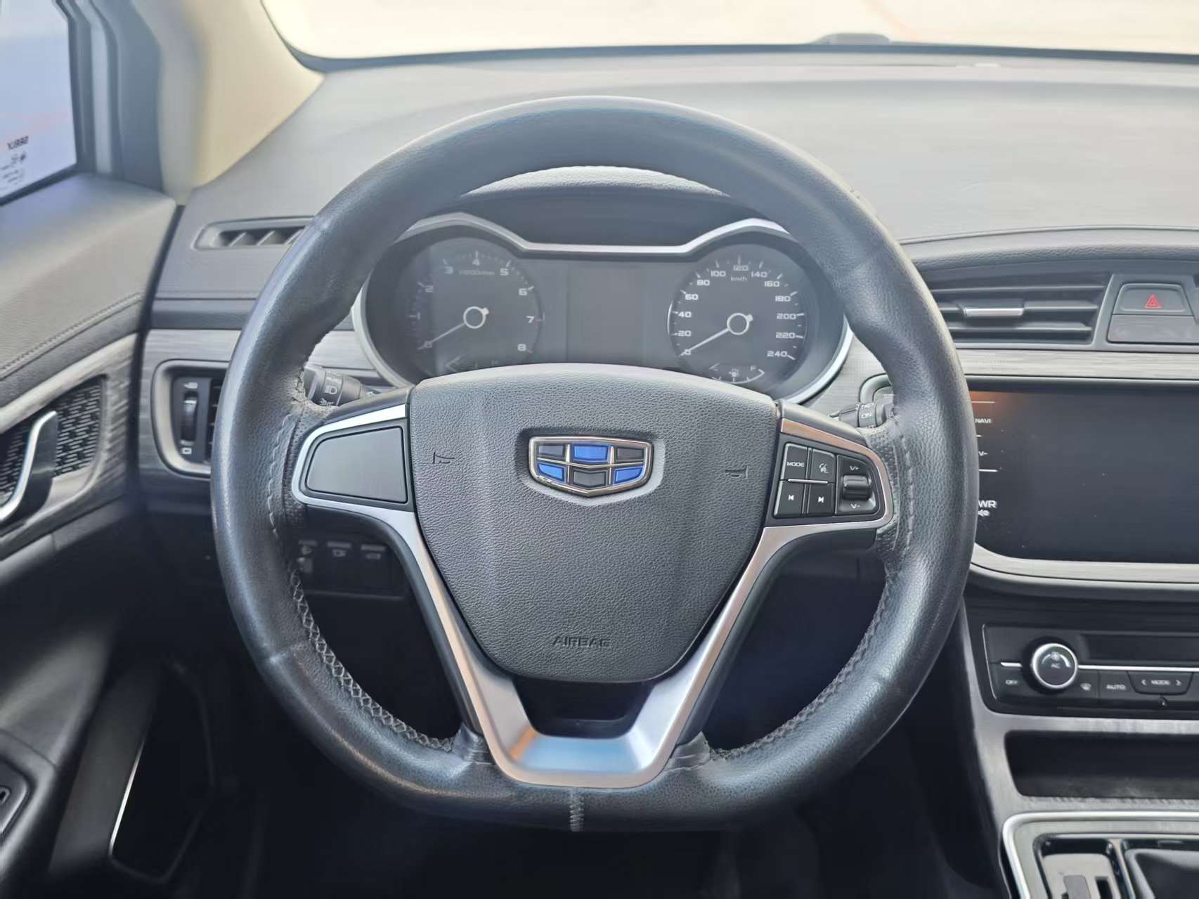 Emgrand GS 2019 #4 Emgrand GS 2019 car image #4
