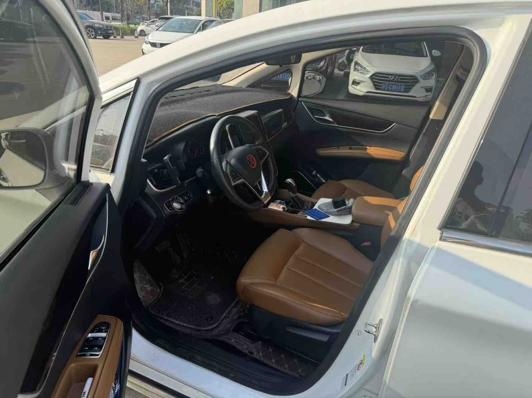 BYD Song MAX 2018 car image #4