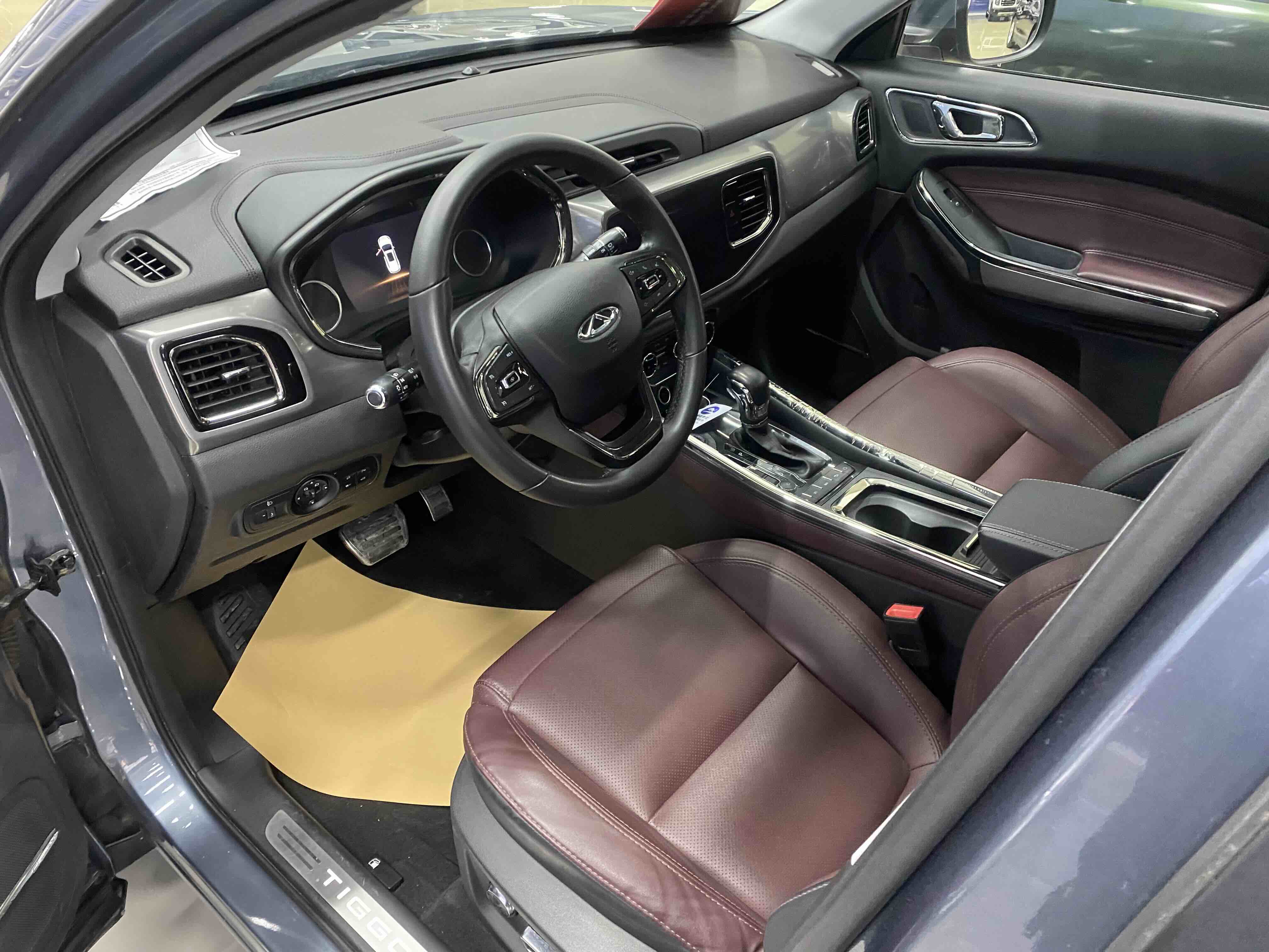 Tiggo 8 2018 #4 Tiggo 8 2018 car image #4