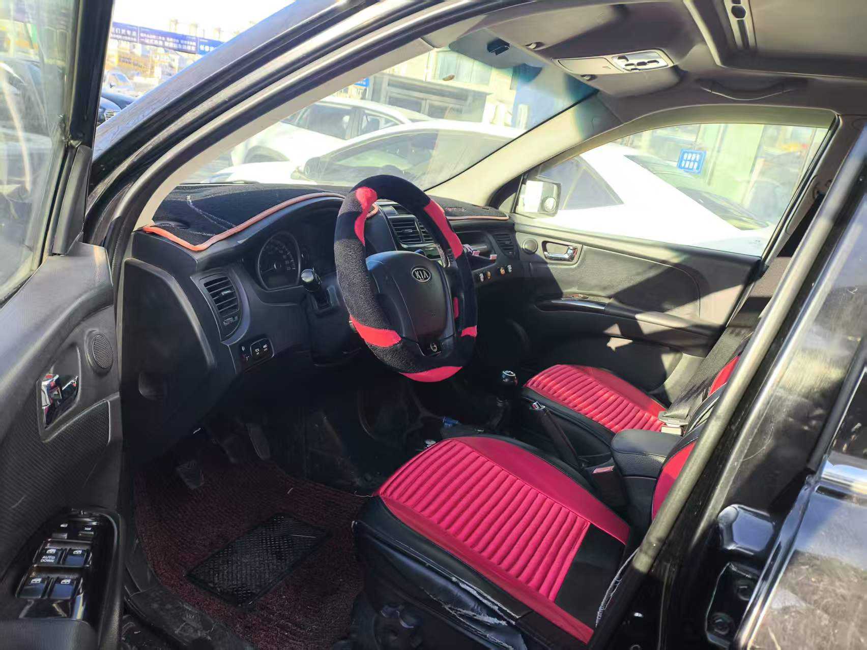 起亚 狮跑 2010 汽车图片 #4