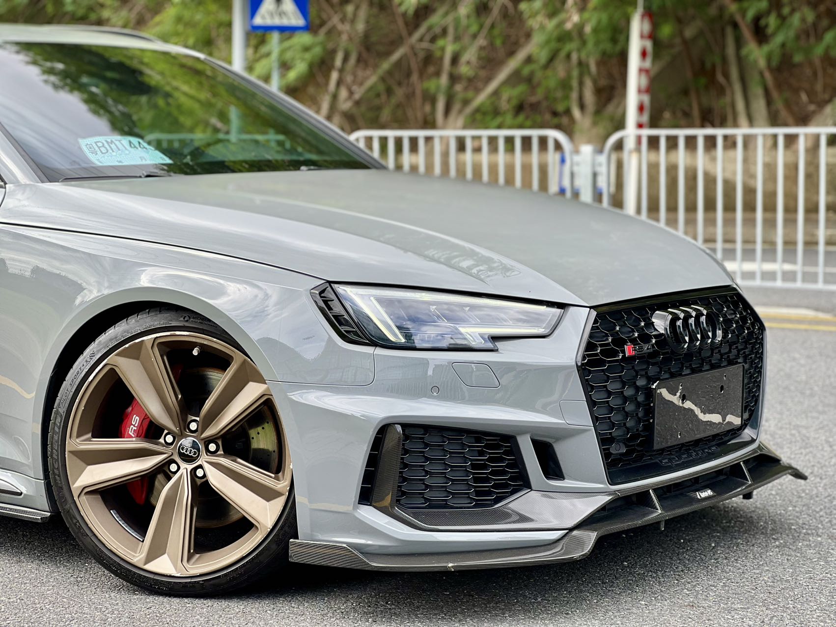 Audi RS 4 2019 car image #4