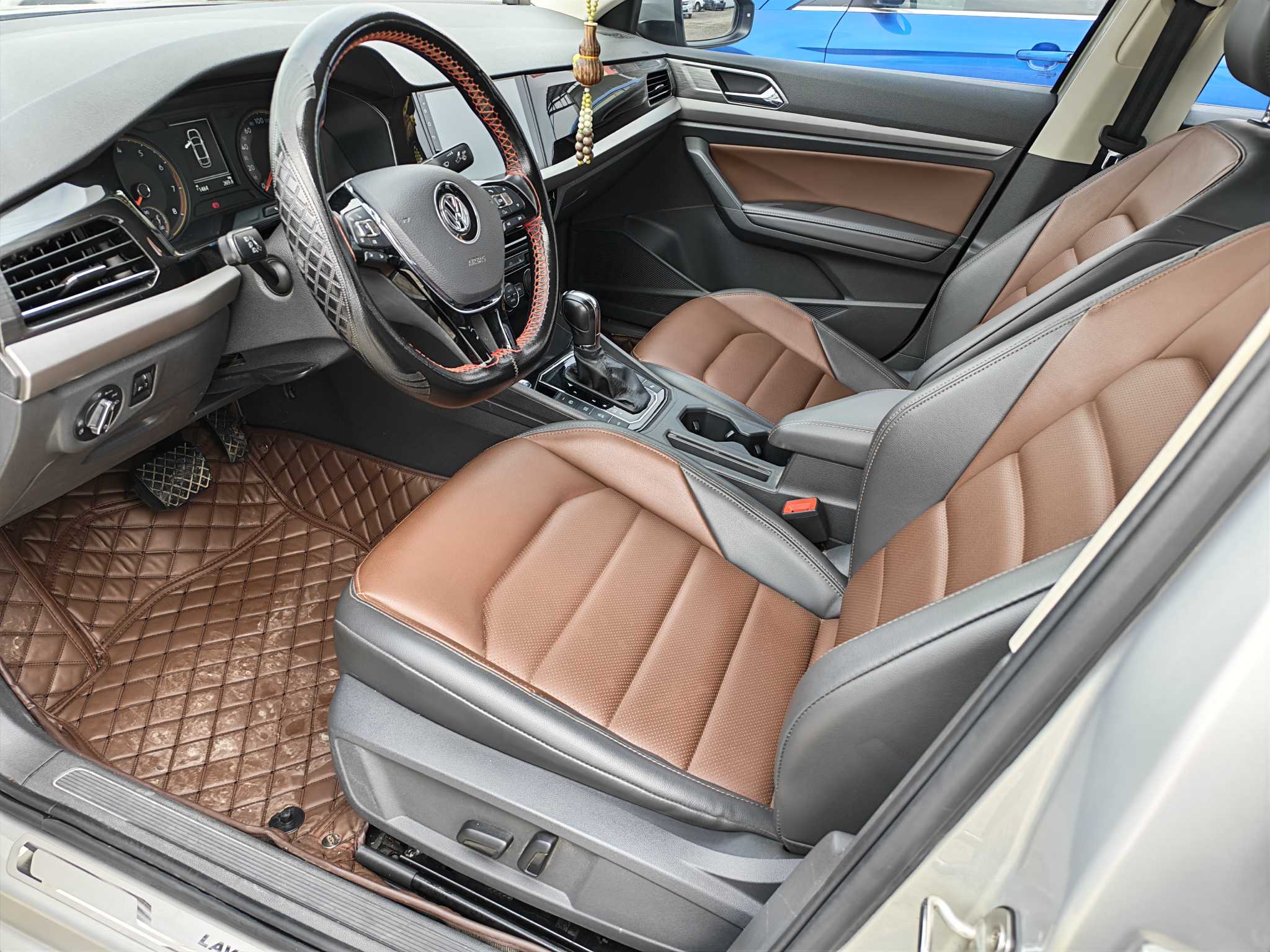 Volkswagen Lavida 2019 car image #4