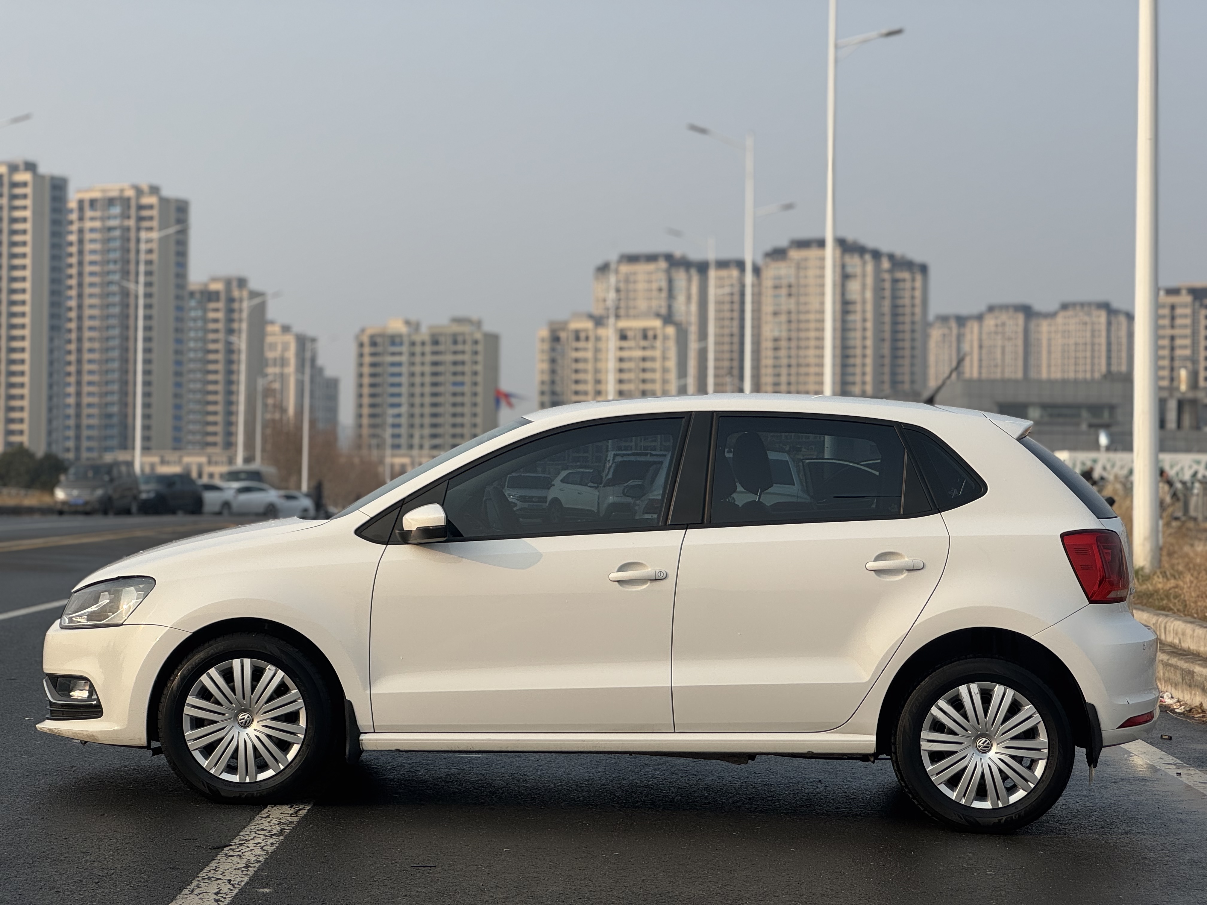 Volkswagen Polo 2019 #4 Volkswagen Polo 2019 car image #4