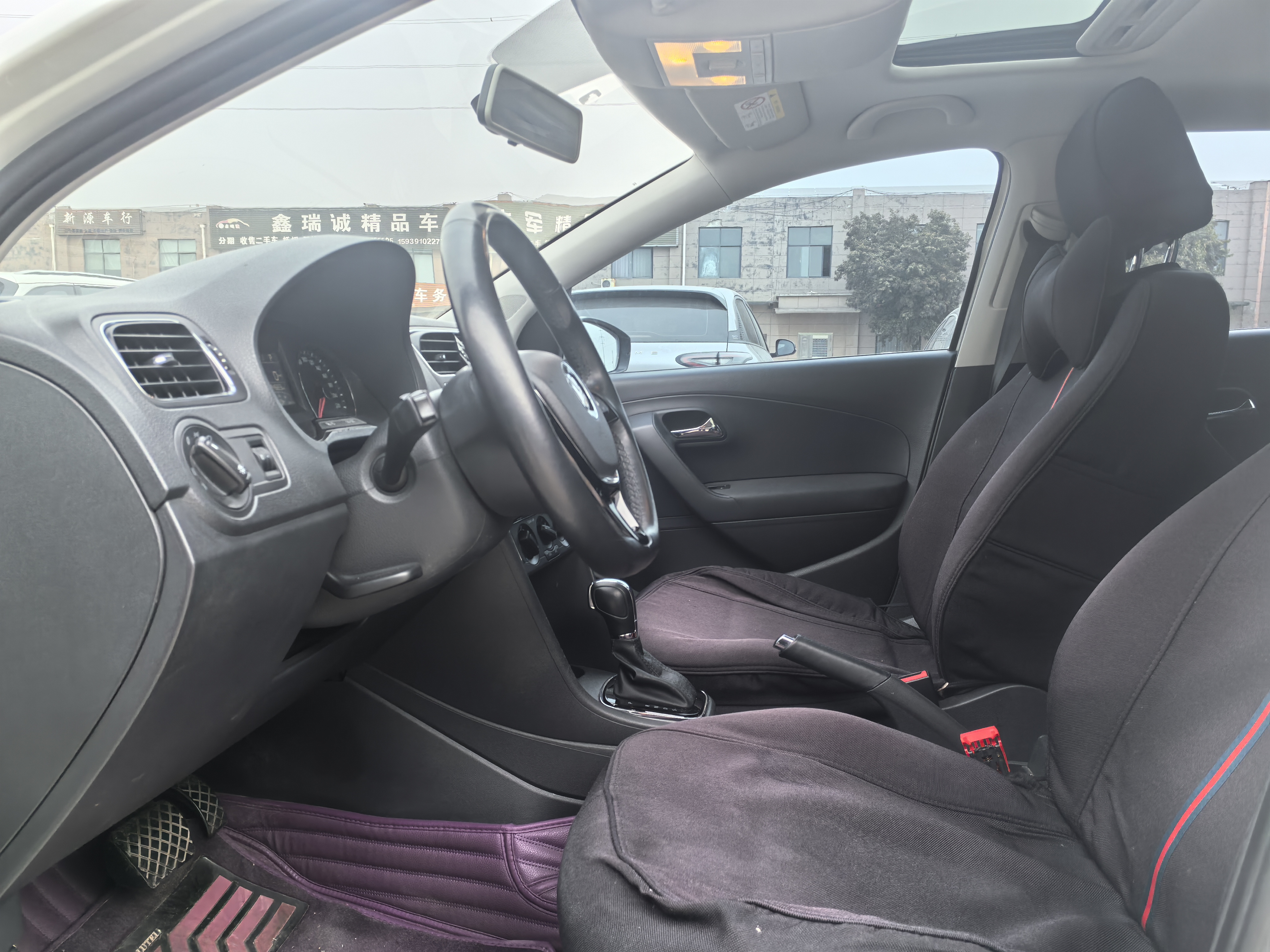 Polo 2018 car image #4