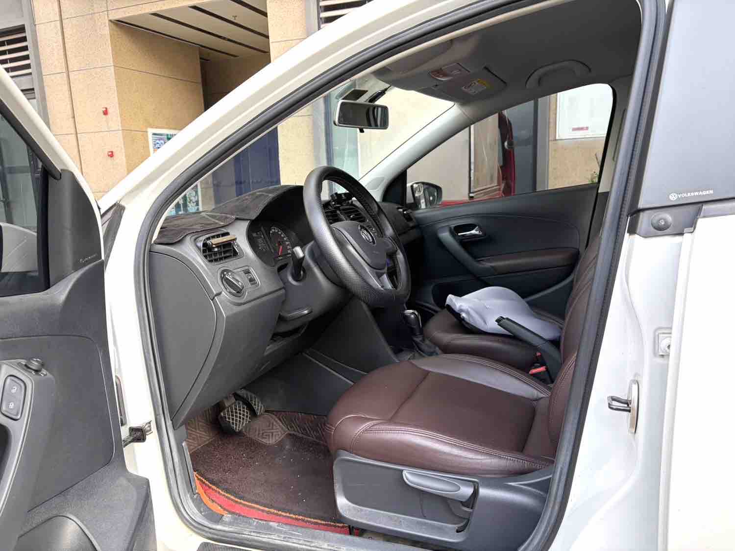 Polo 2019 car image #4