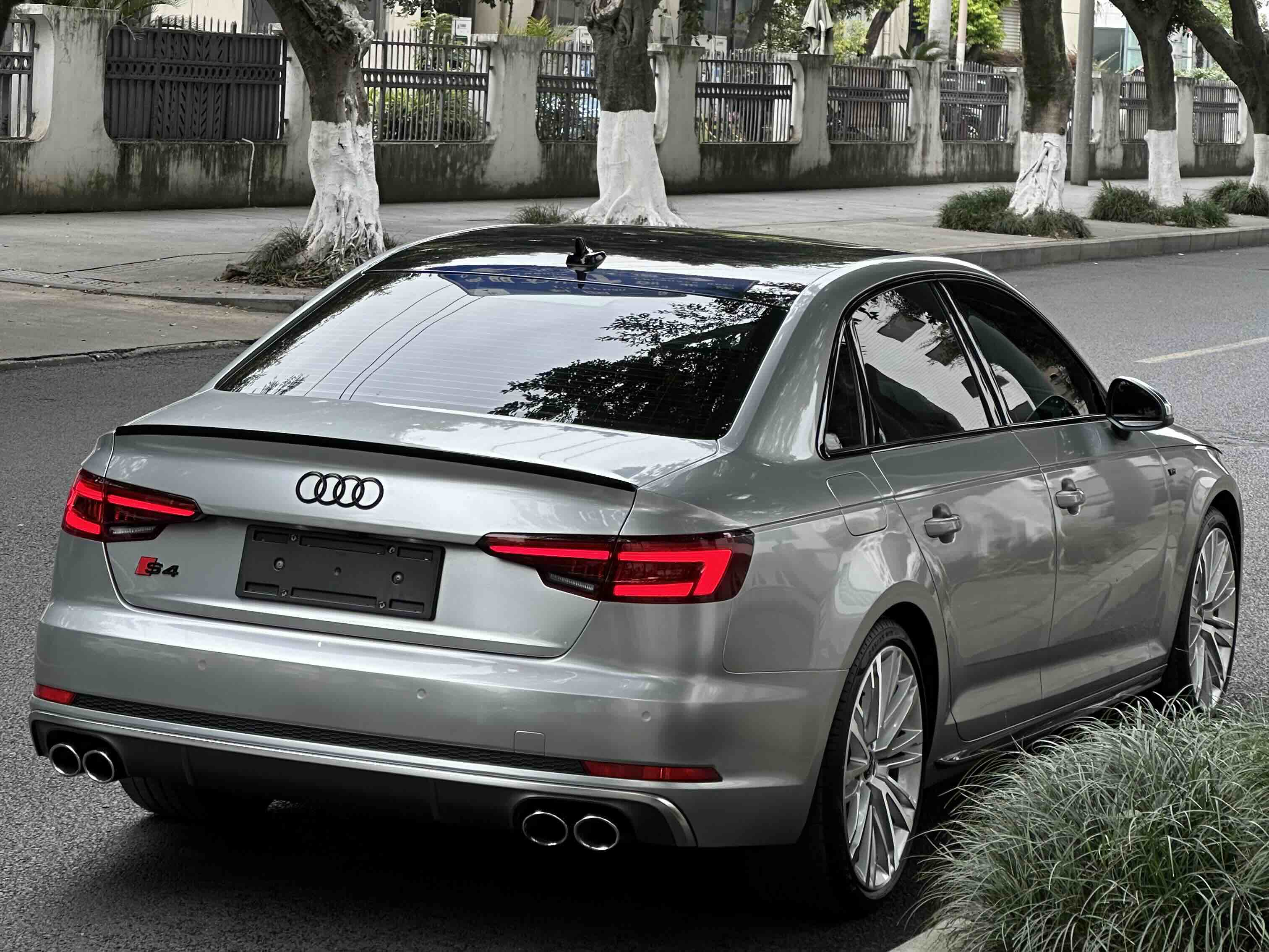 奥迪 奥迪S4 2018 汽车图片 #4