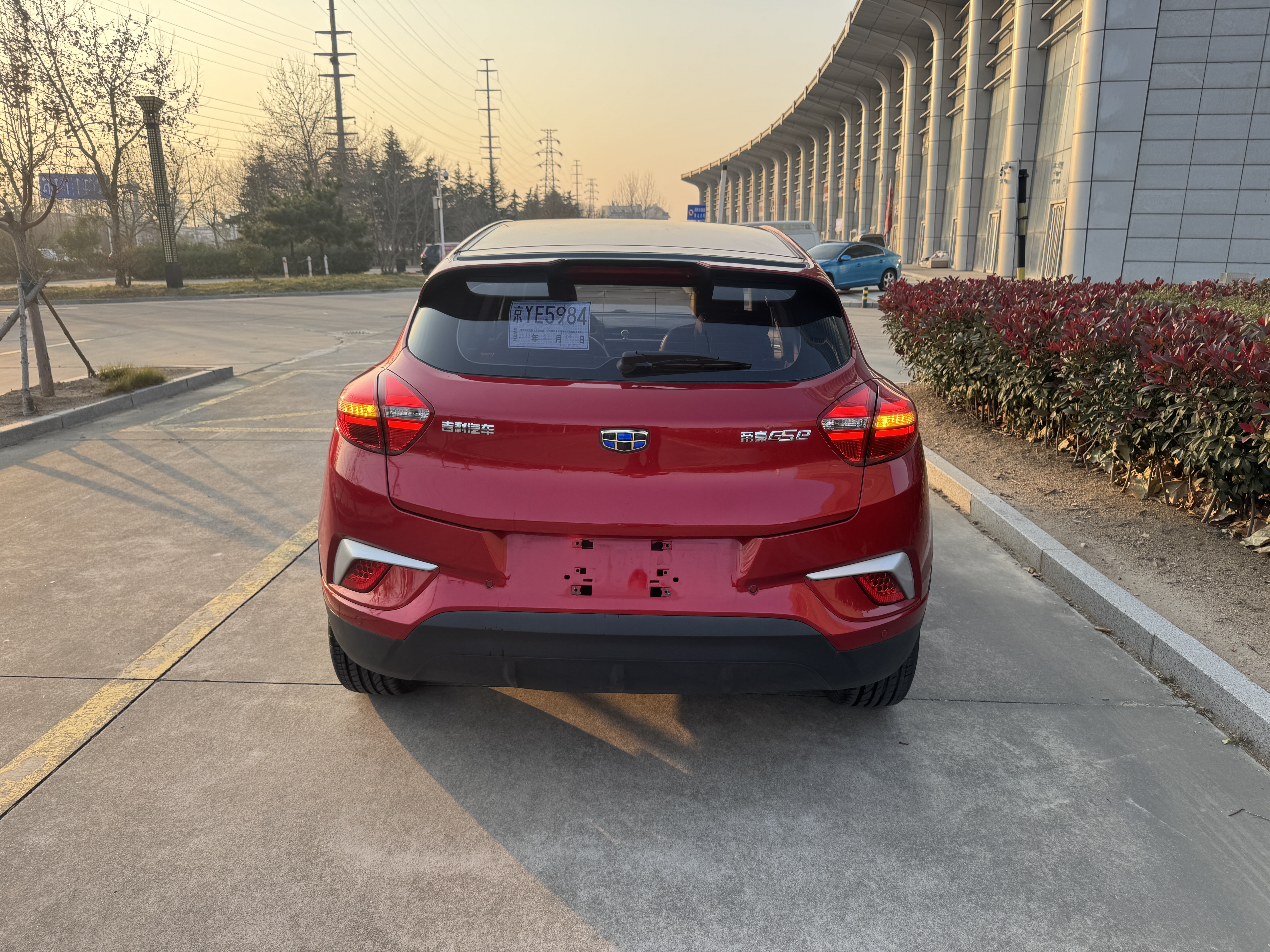 GEELY 2018 #4 GEELY 2018 car image #4