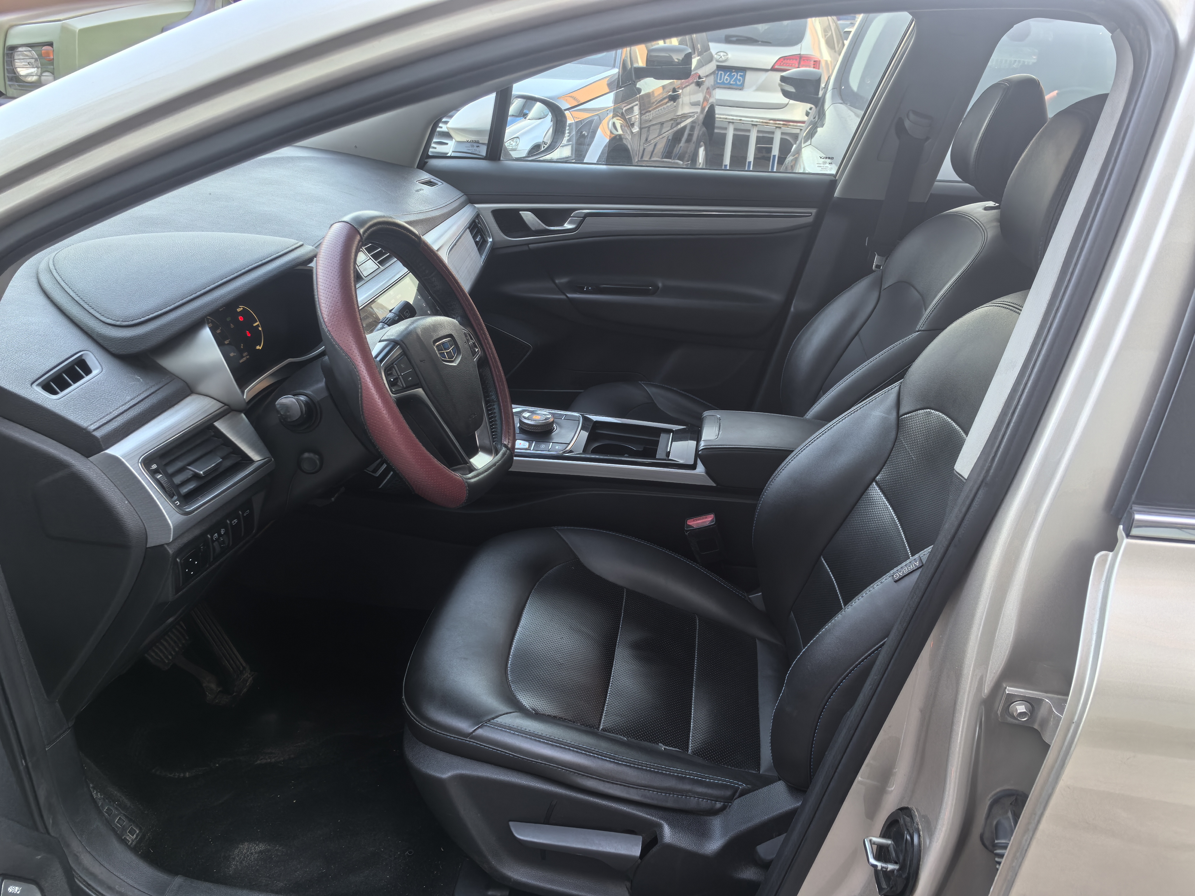 GEELY Emgrand GSe 2019 immagine di auto #4