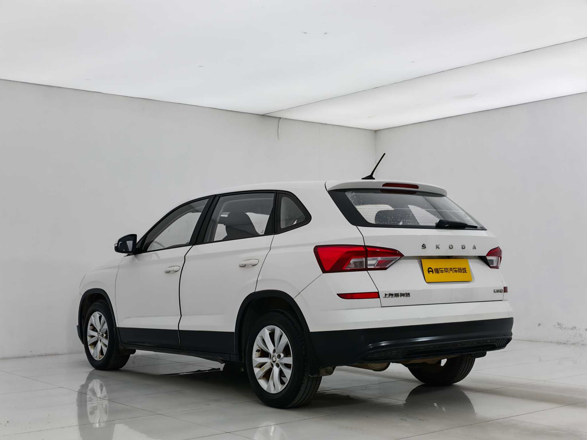 Skoda Kamiq 2019 car image #4