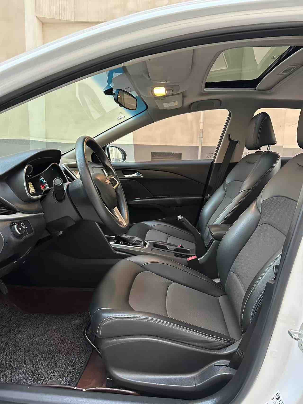 Chevrolet Cavalier 2019 car image #4