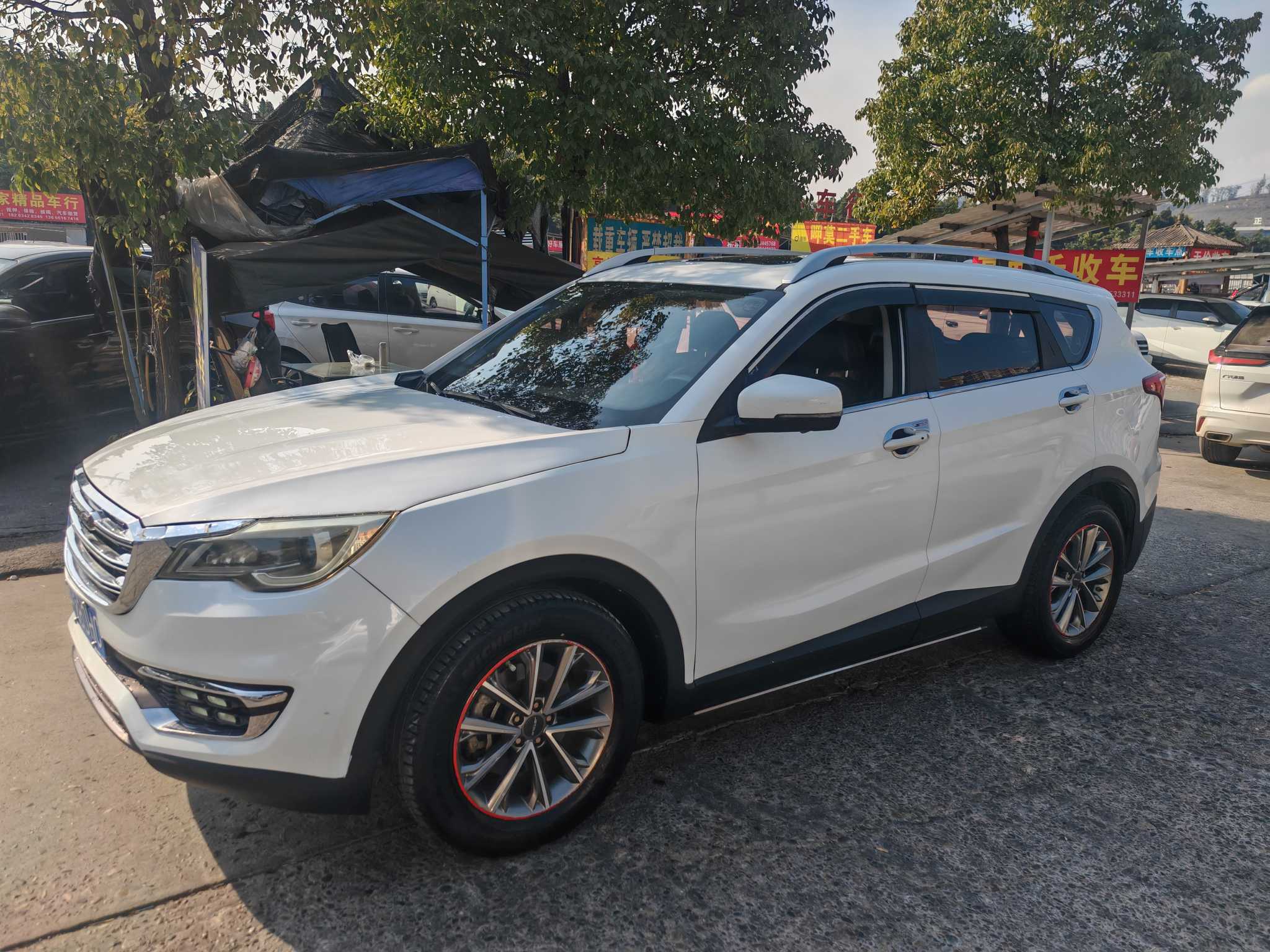 X70 2018 car image #4