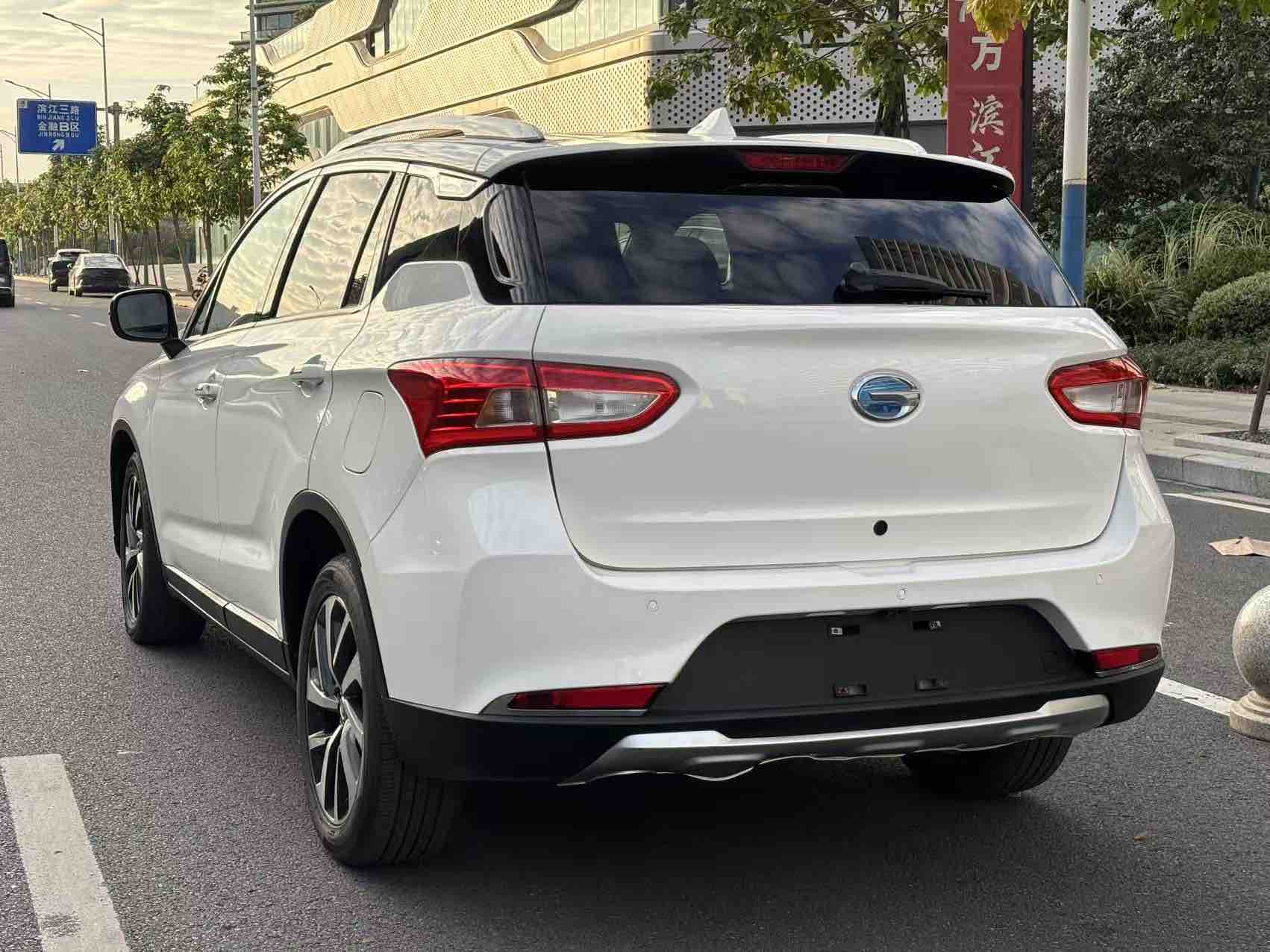GAC Qizhi PHEV 2019 imagen de coche #4