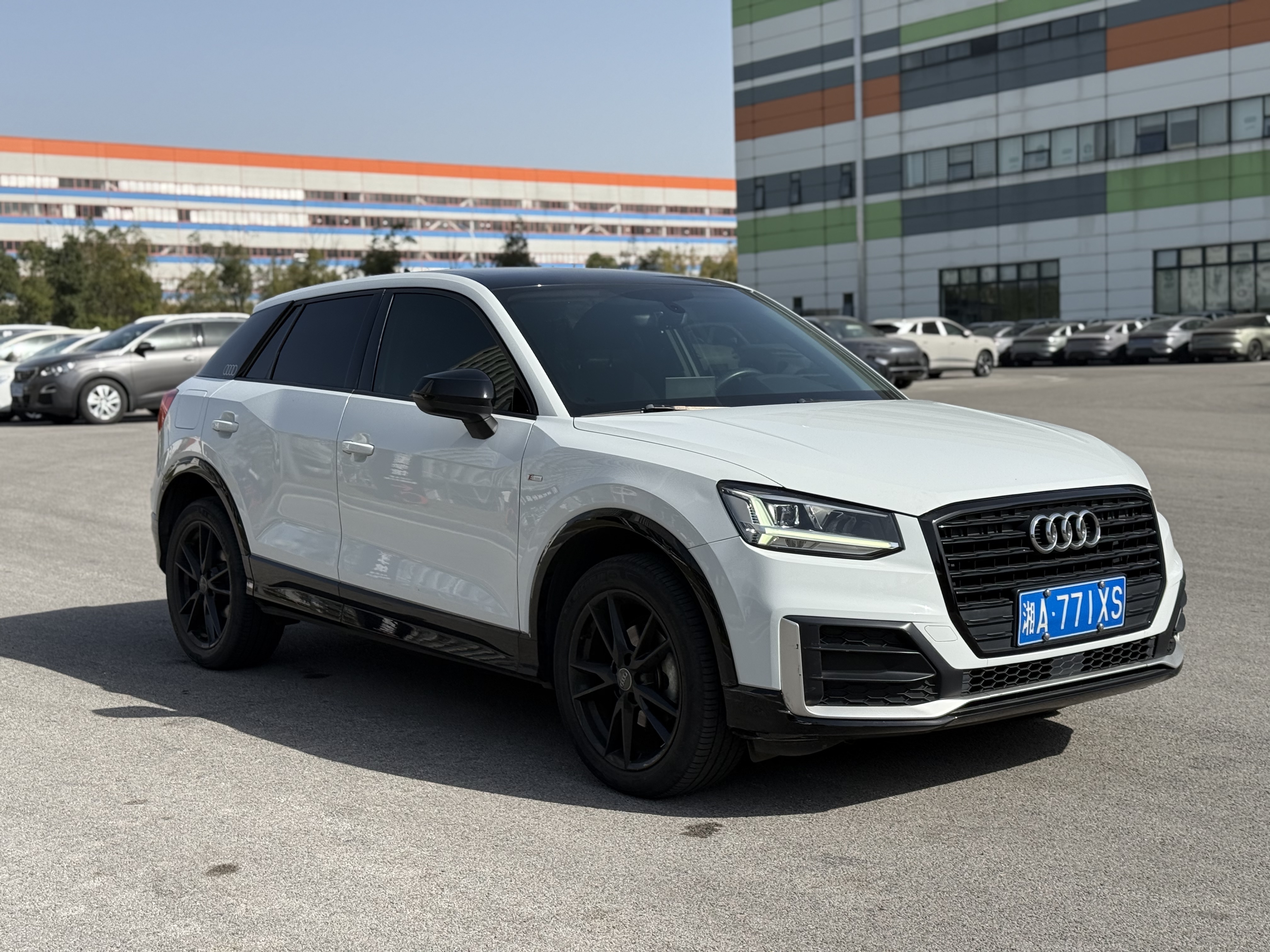 Audi Q2L 2019 #4 Audi Q2L 2019 car image #4