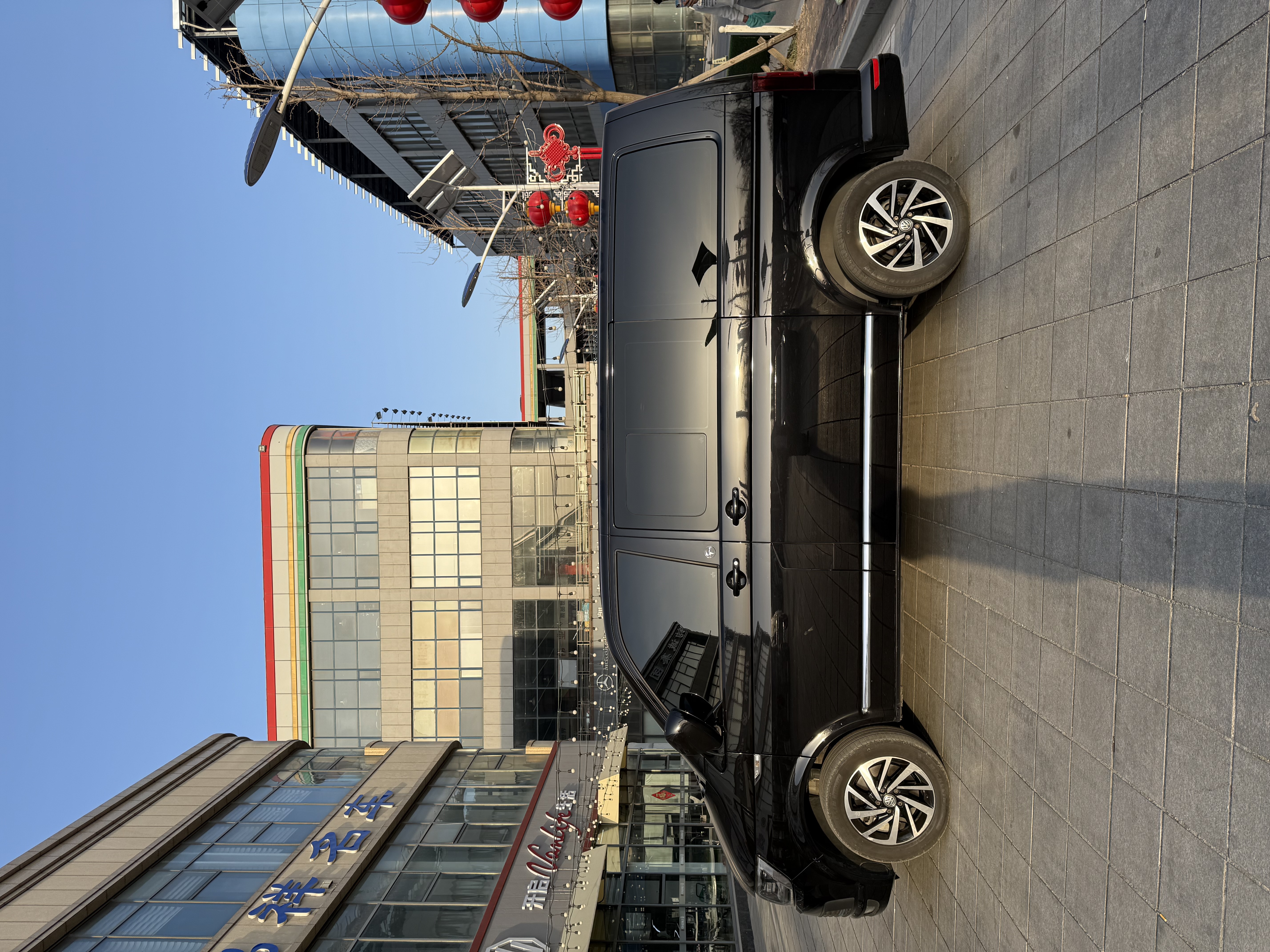 Volkswagen Multivan 2018 imagen de coche #4