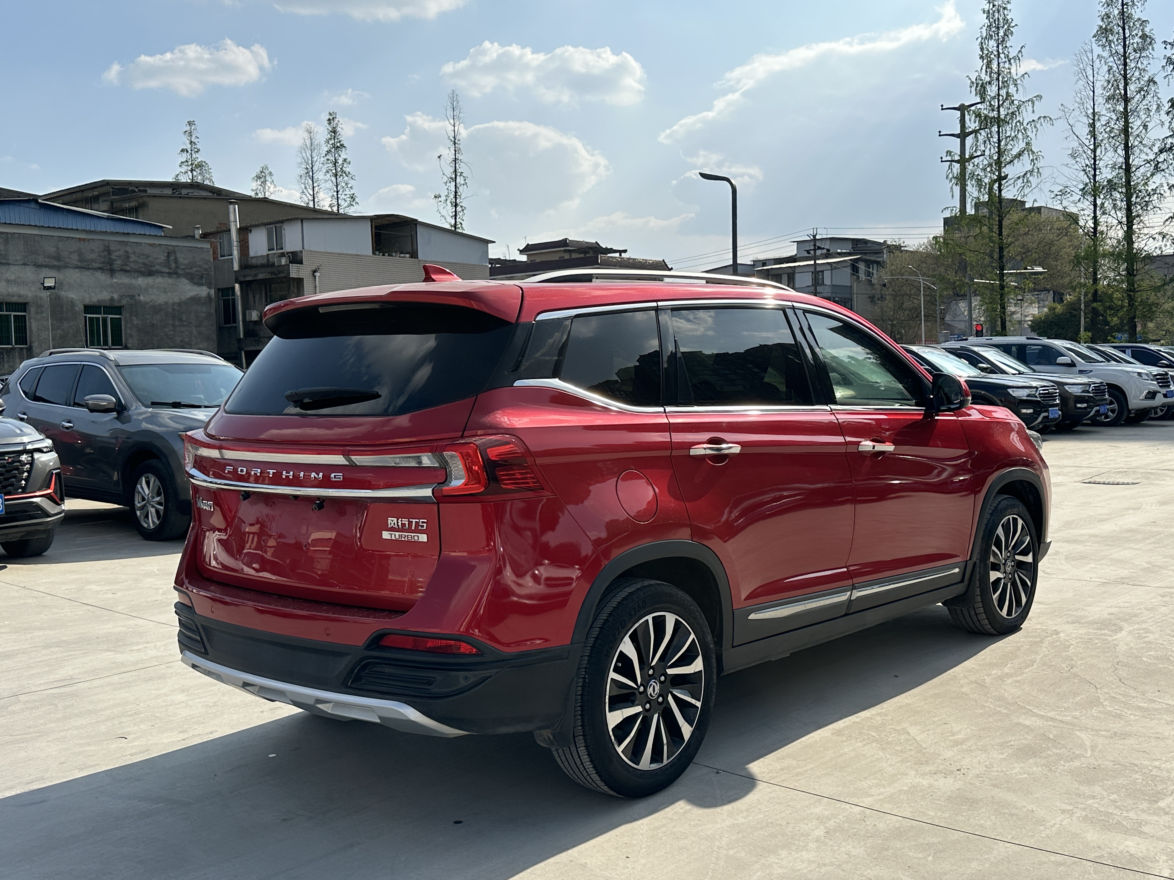 T5 2019 #4 T5 2019 car image #4