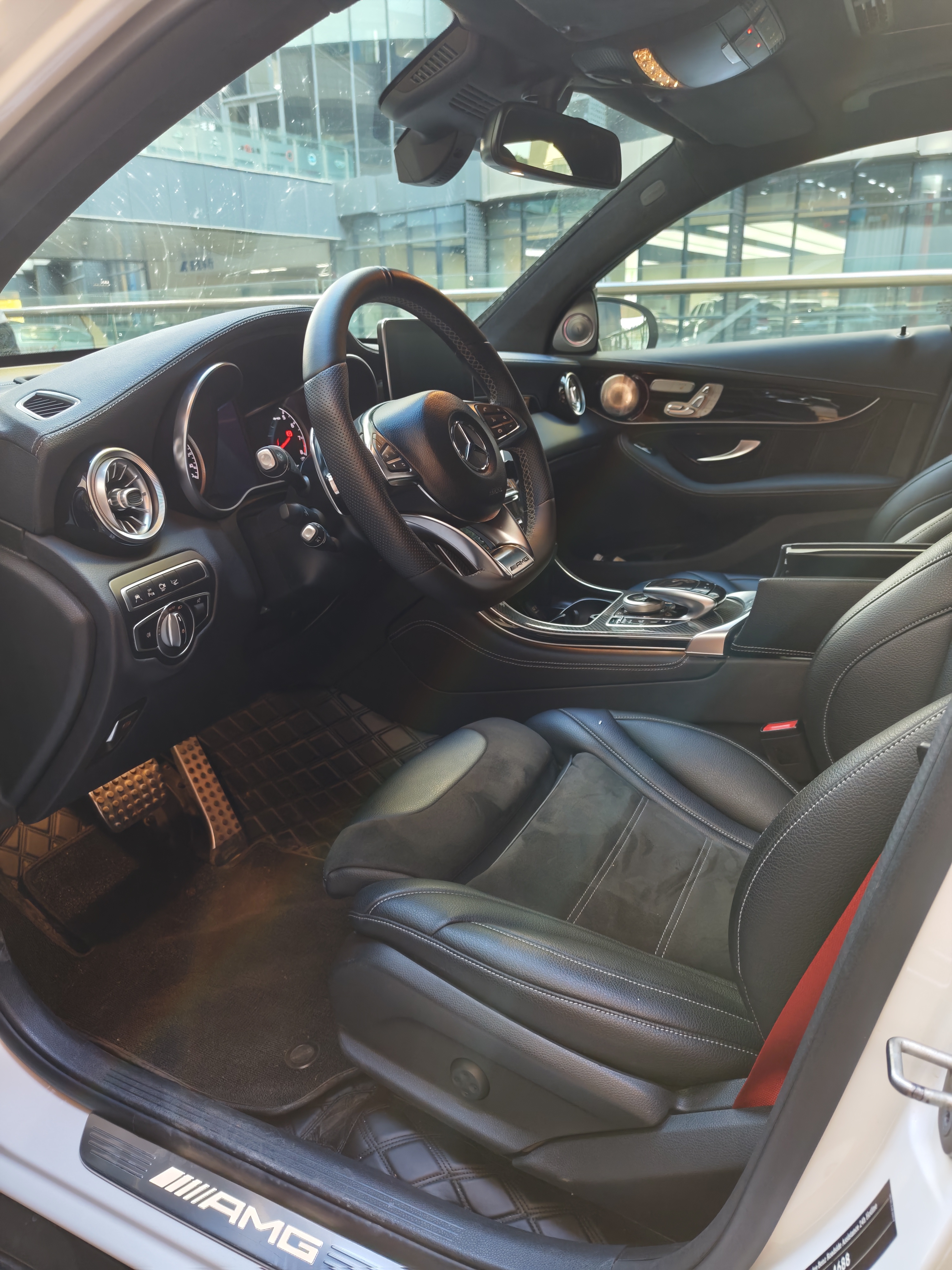 Mercedes-Benz GLC AMG 2019 car image #4