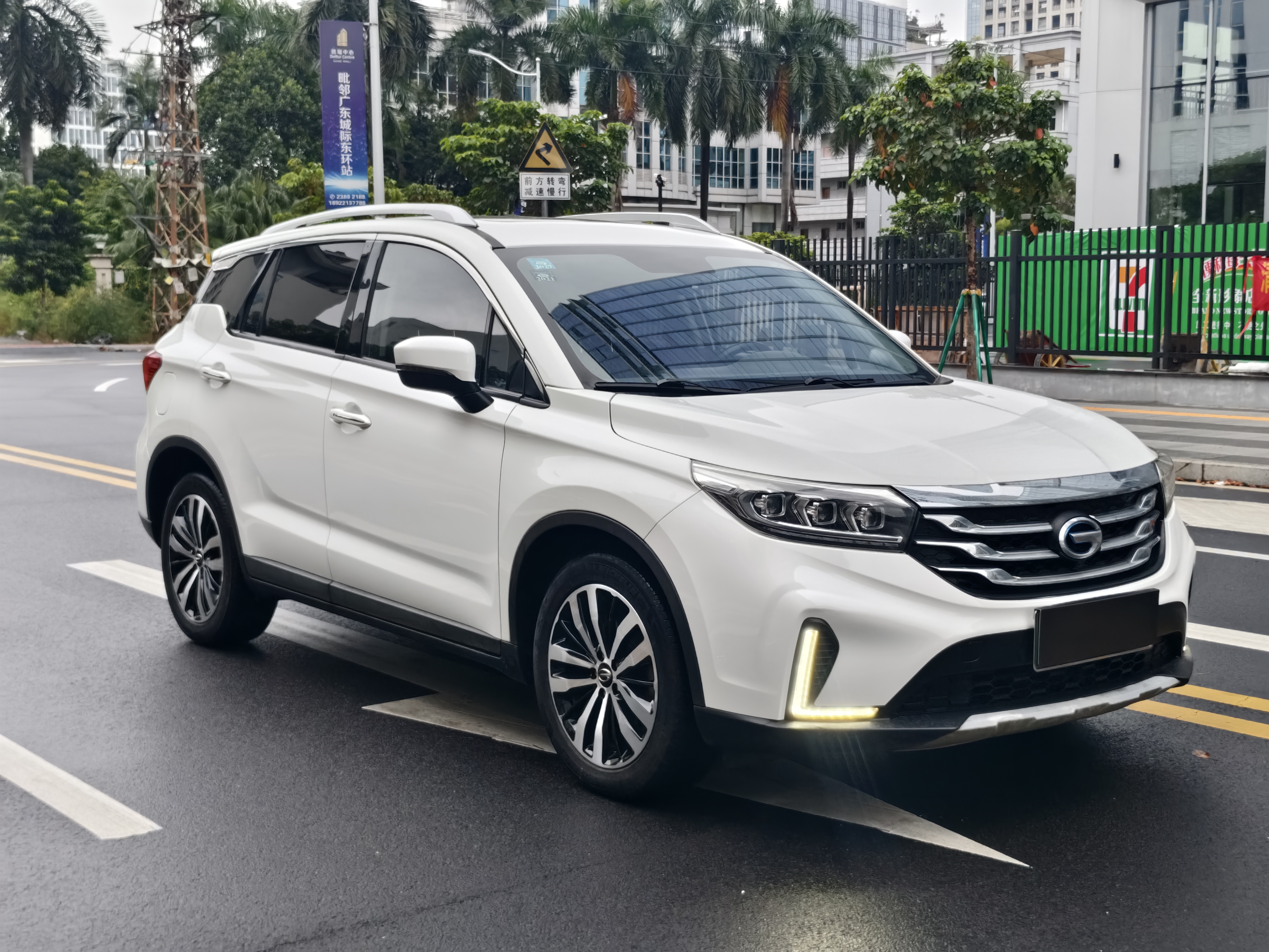 GAC Trumpchi GS4 New Energy 2019 car image #4