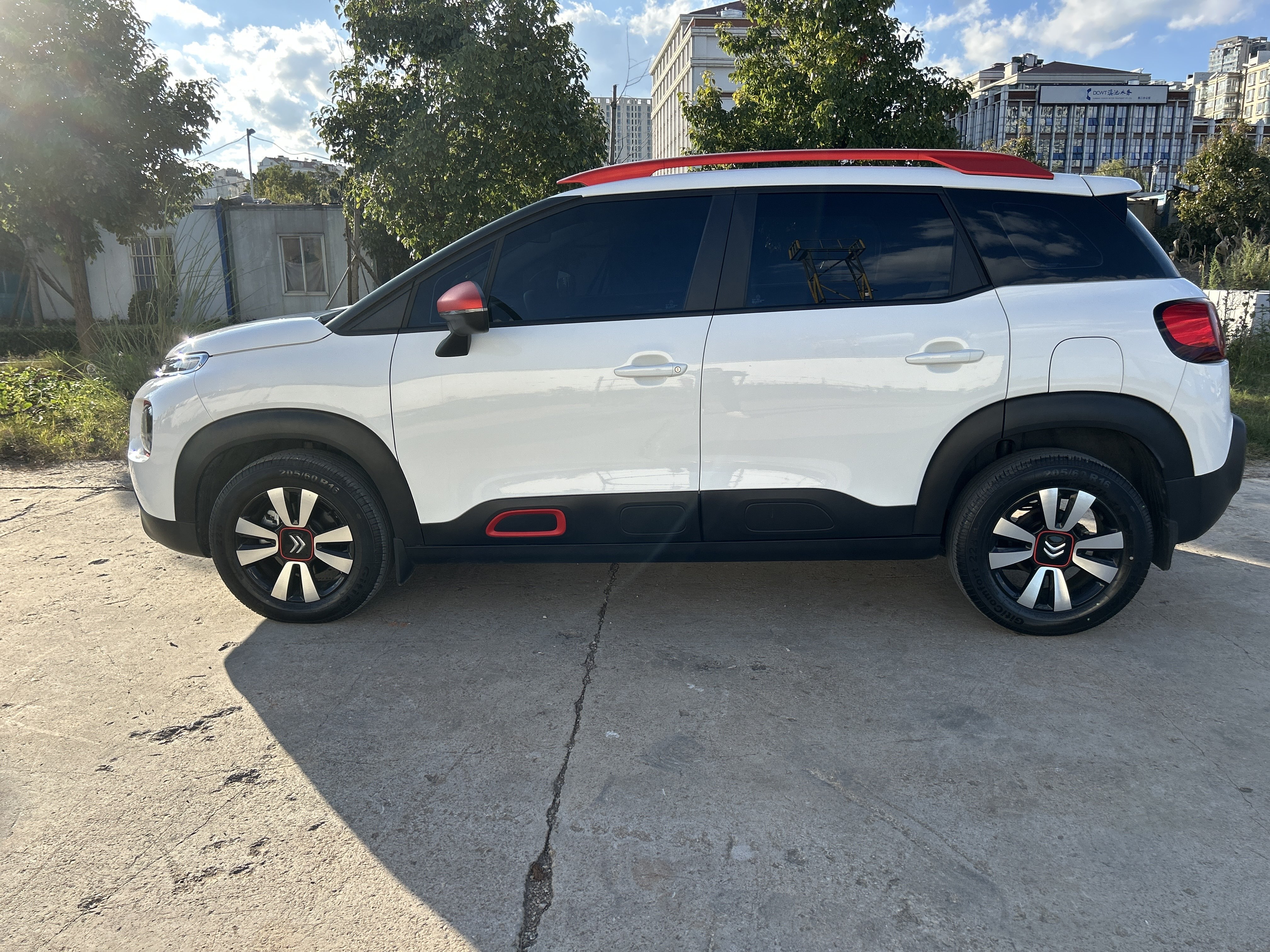 Citroen C4 AIRCROSS 2019 car image #4