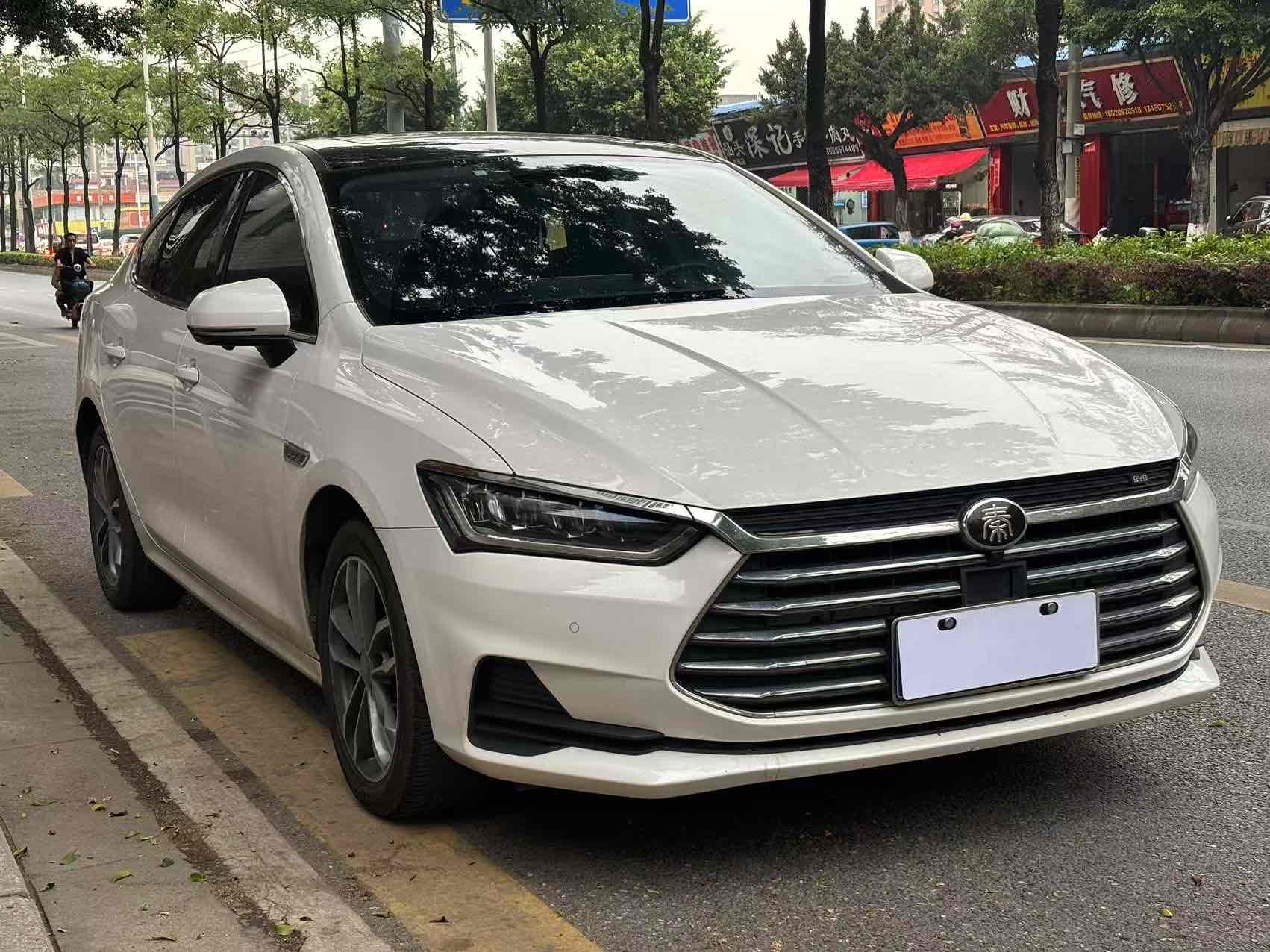 BYD Qin Pro 2018 #4 BYD Qin Pro 2018 car image #4