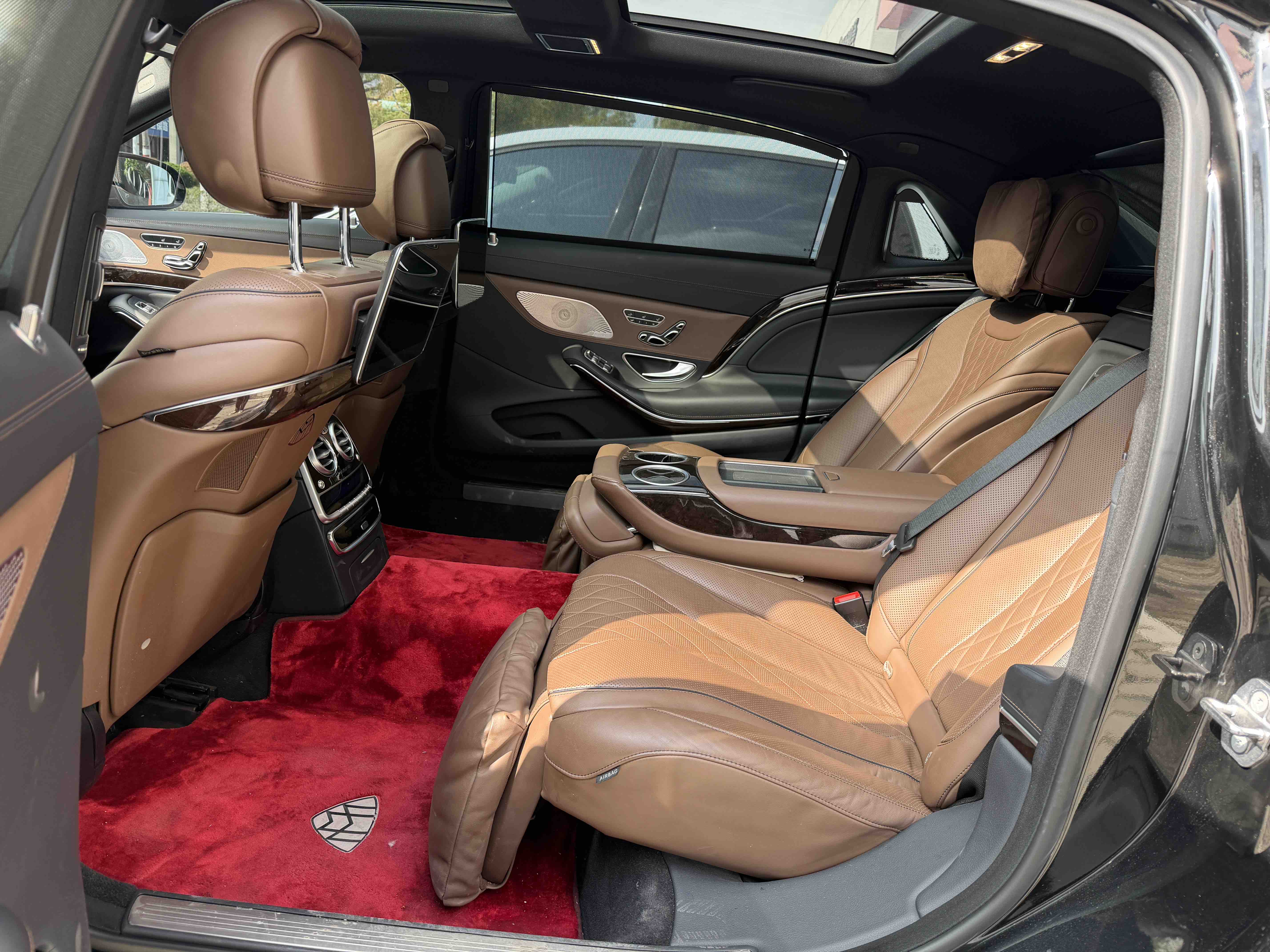 Mercedes-Benz Maybach S Class 2018 car image #4