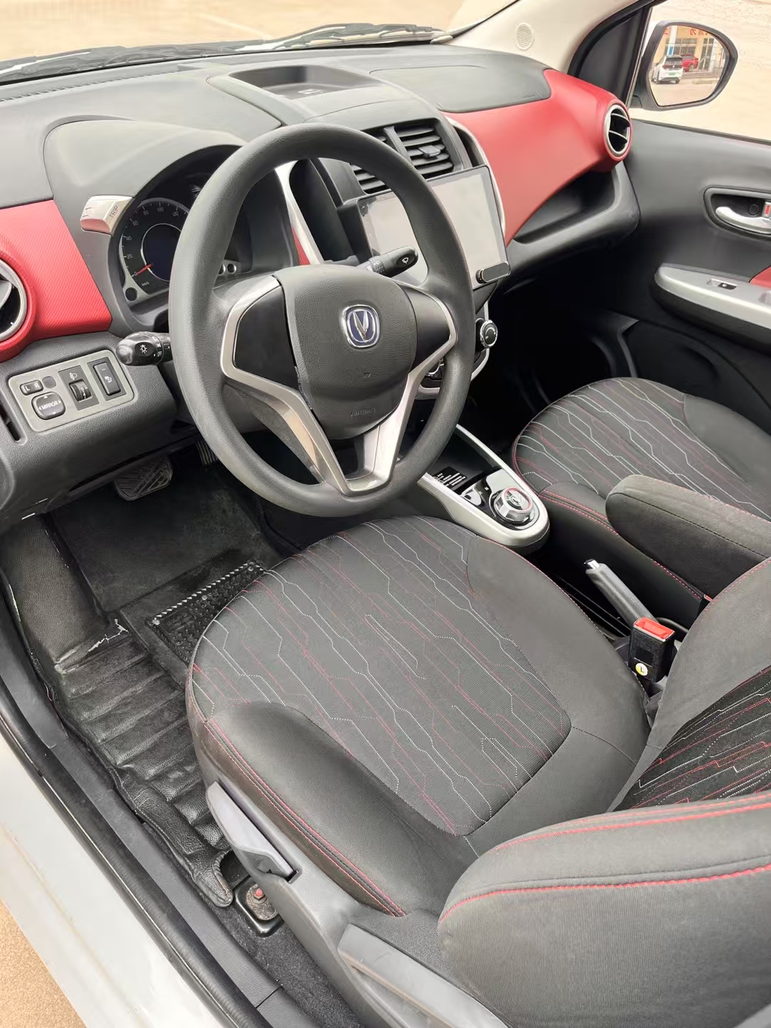 Changan BenBen EV 2018 car image #4