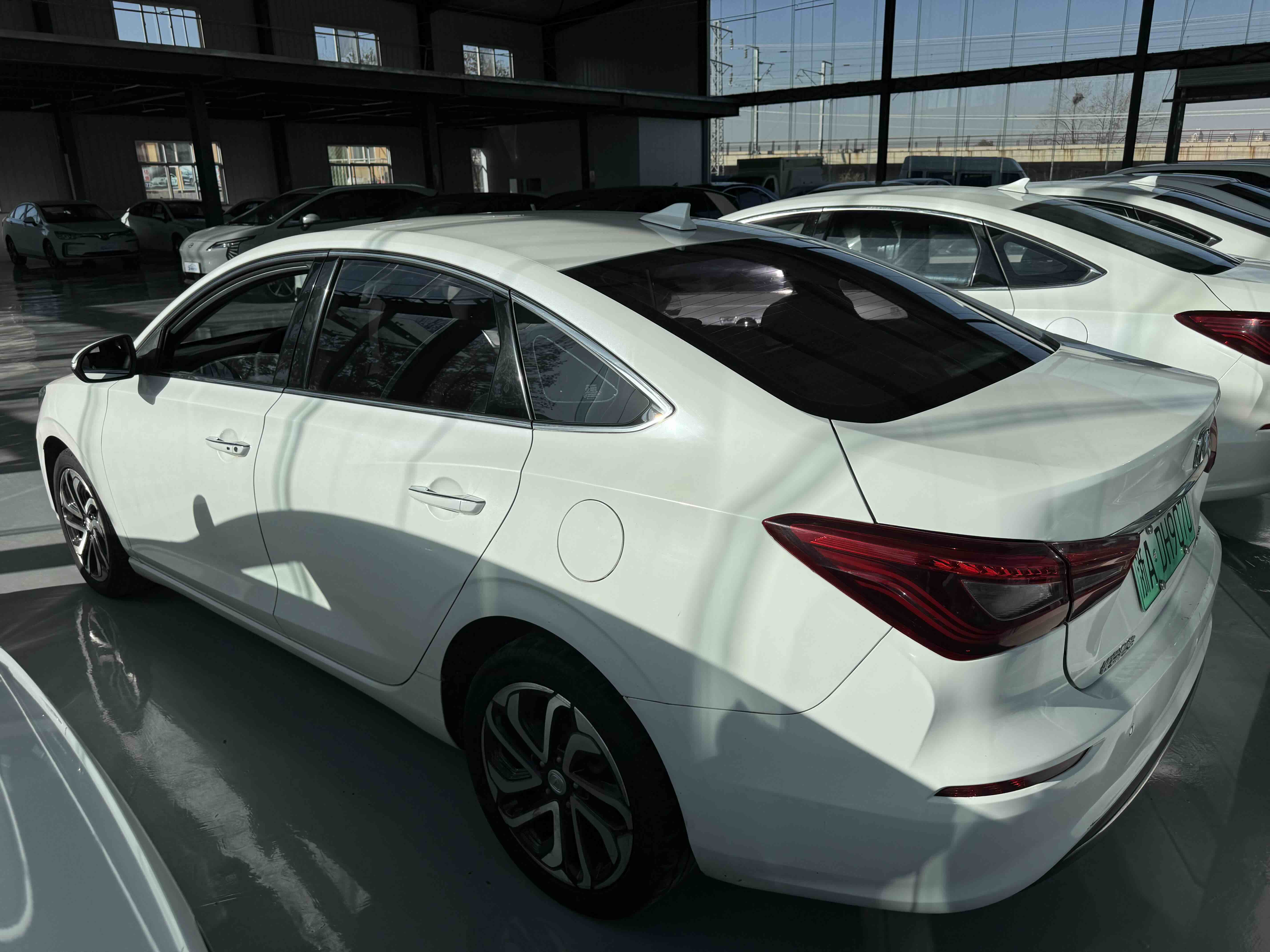 Changan Eado EV 2019 car image #4