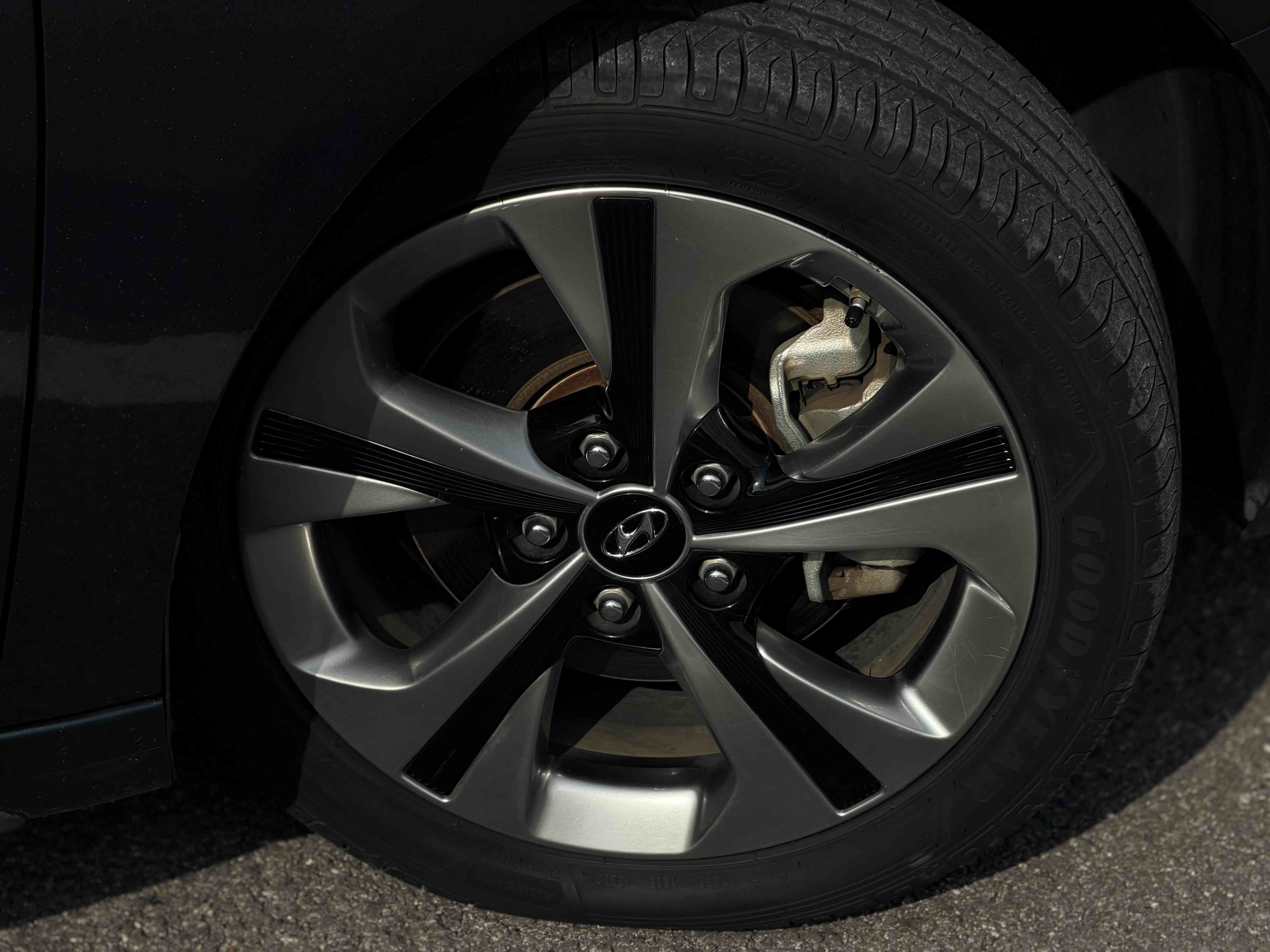 Hyundai Lafesta 2020 #4 Hyundai Lafesta 2020 car image #4