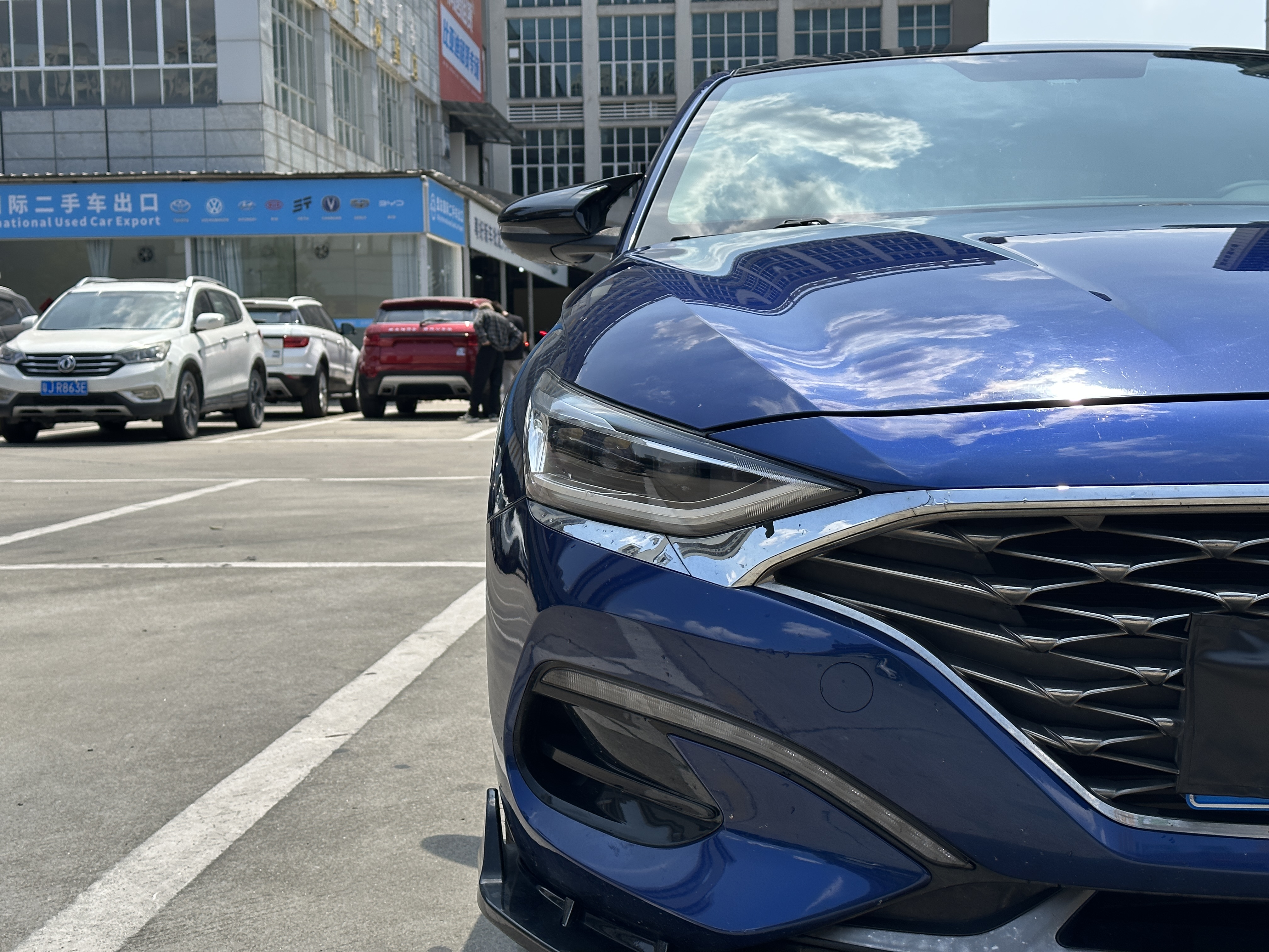 Hyundai Lafesta 2019 car image #4