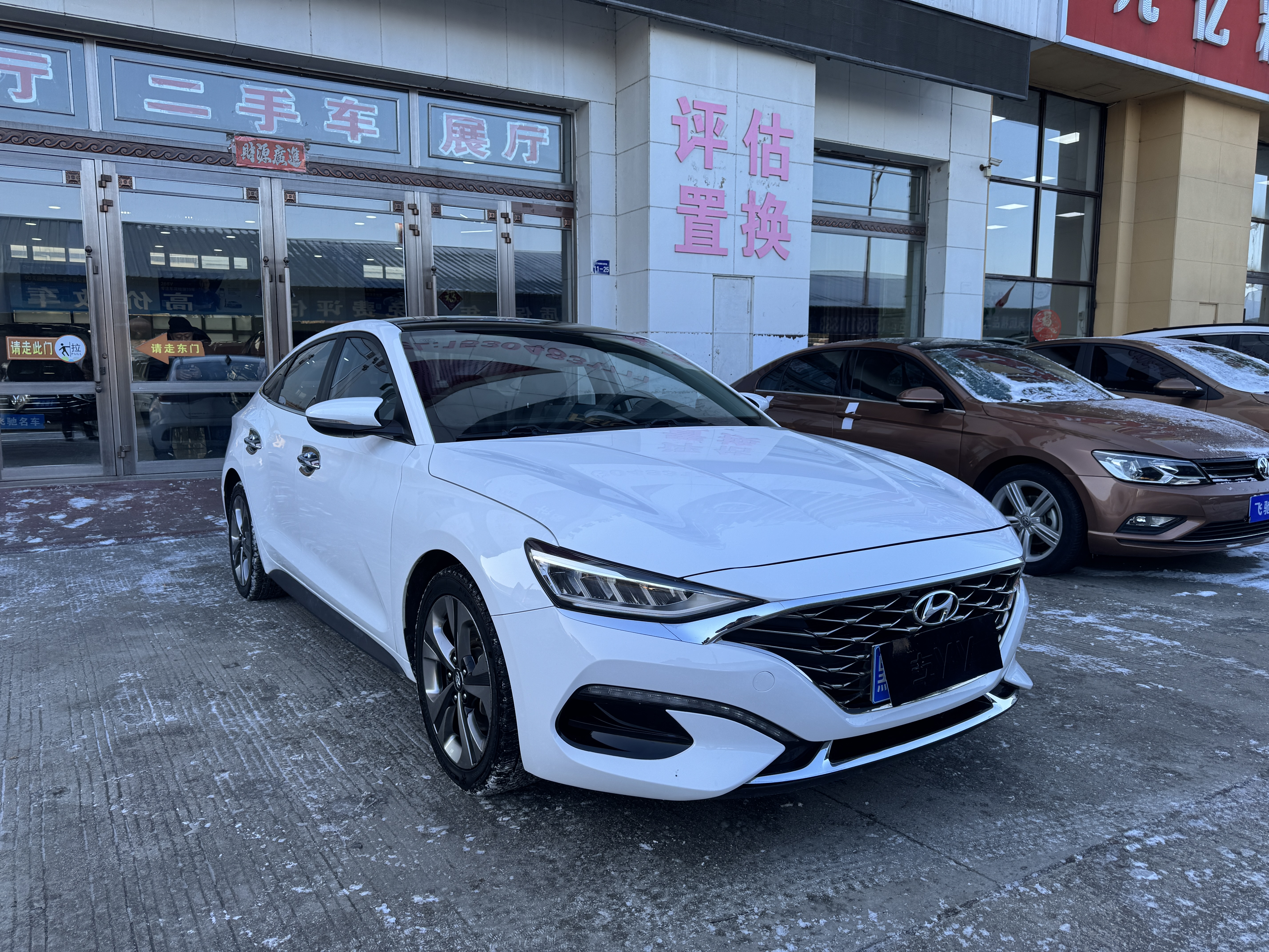 Hyundai Lafesta 2019 car image #4