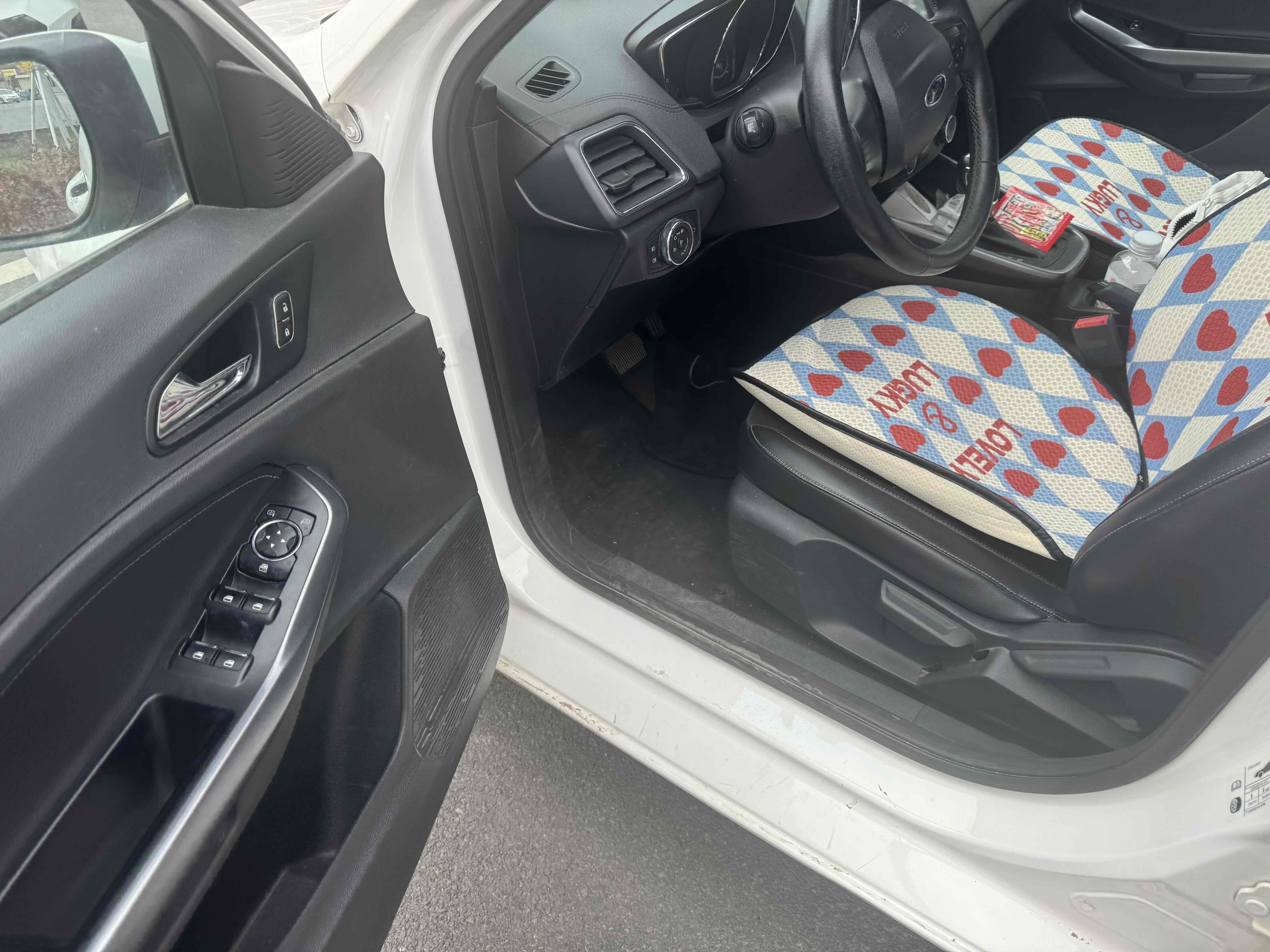 Ford Escort 2019 #4 Ford Escort 2019 immagine di auto #4