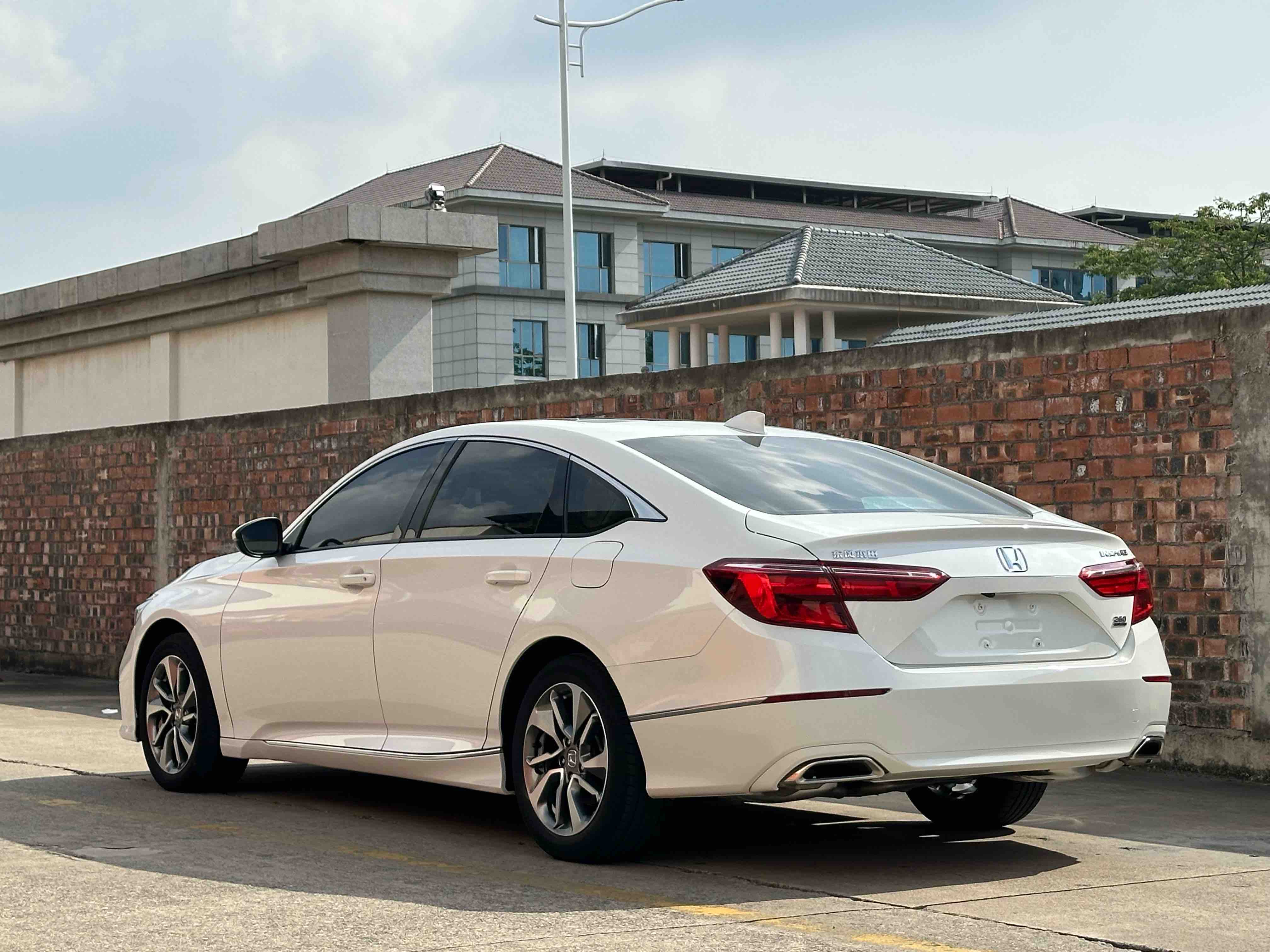 Honda Inspire 2019 #4 Honda Inspire 2019 car image #4