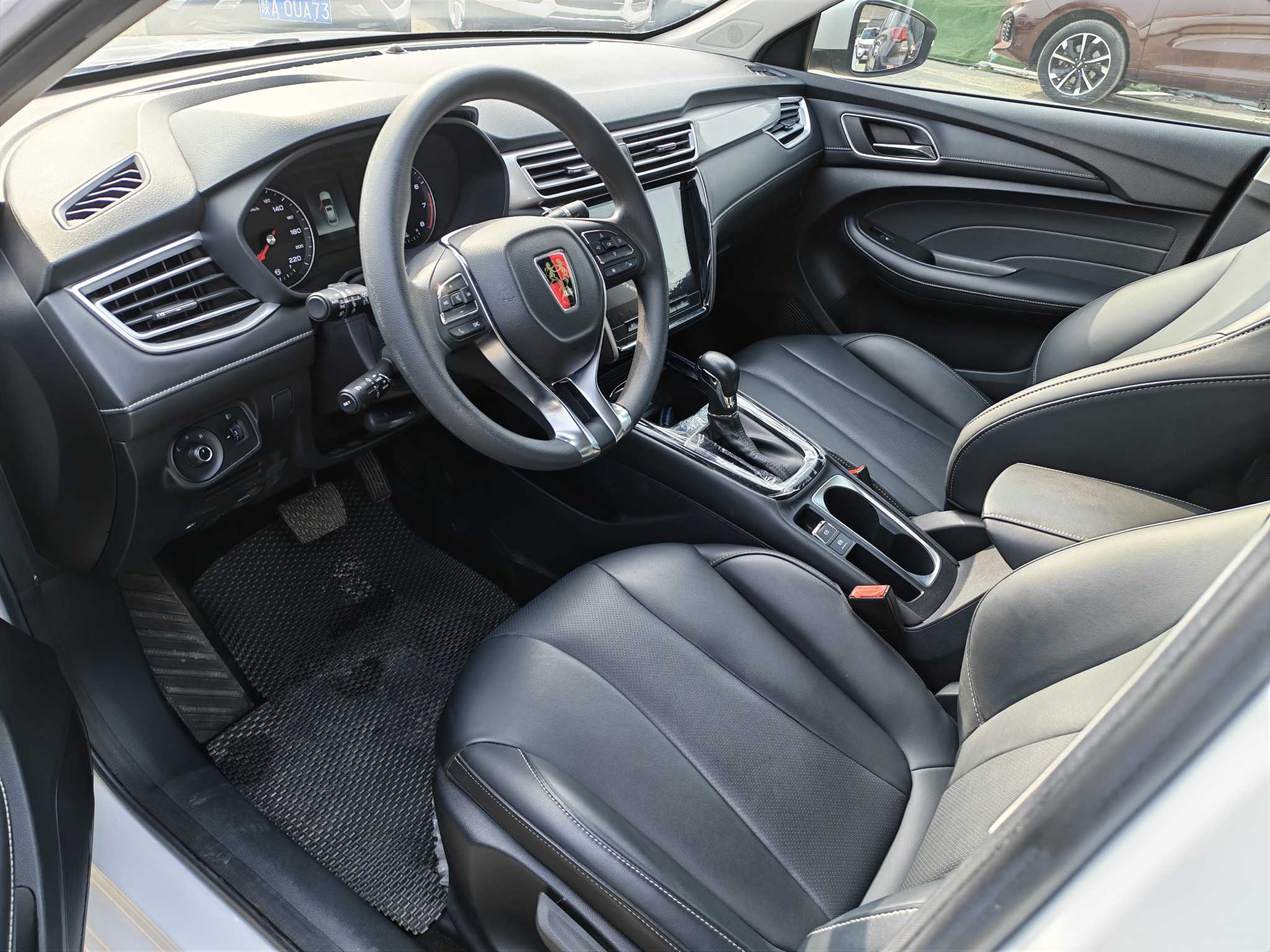 Roewe i5 2019 #4 Roewe i5 2019 car image #4