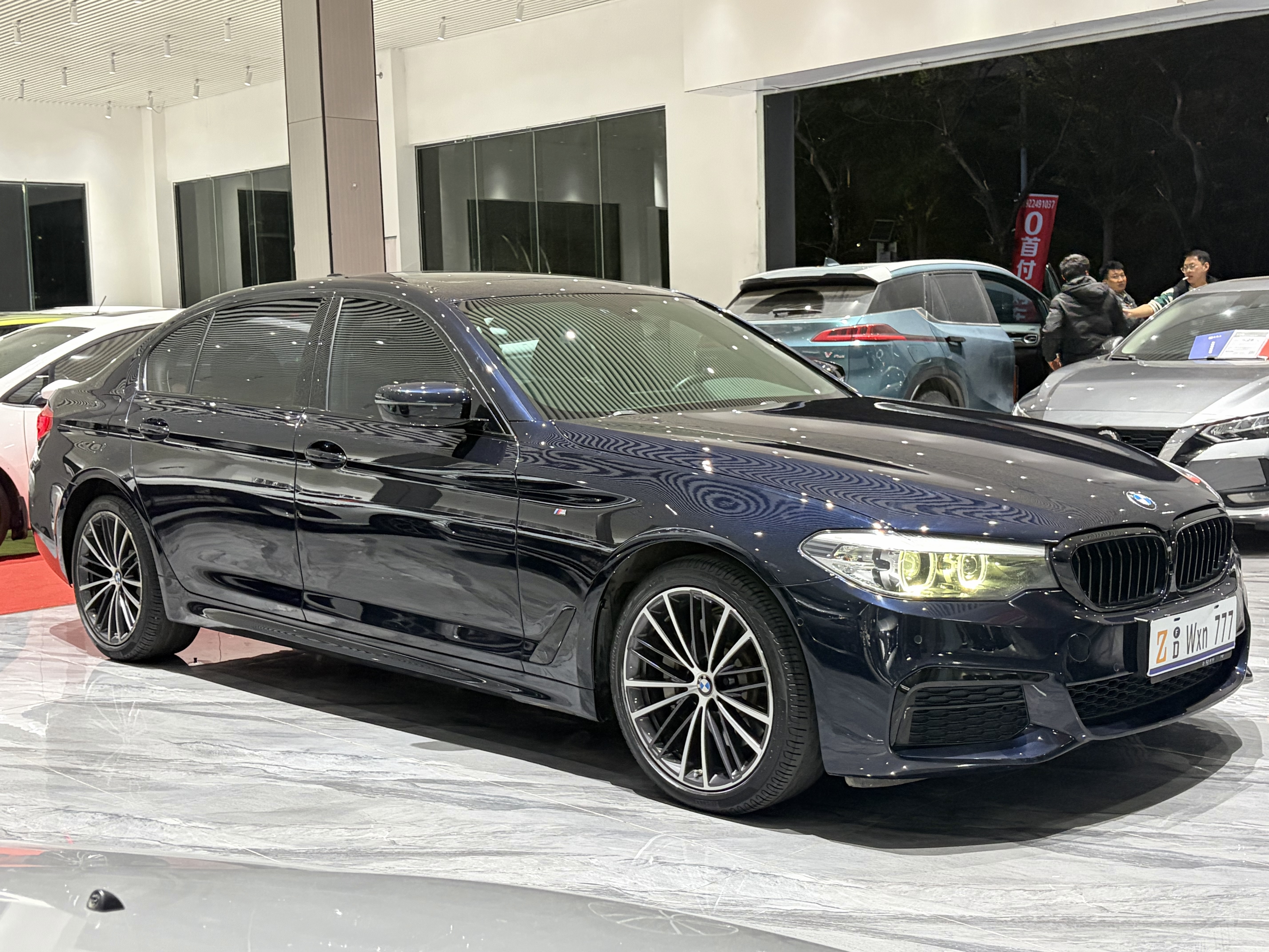 BMW 5 Series 2019 #4 BMW 5 Series 2019 car image #4