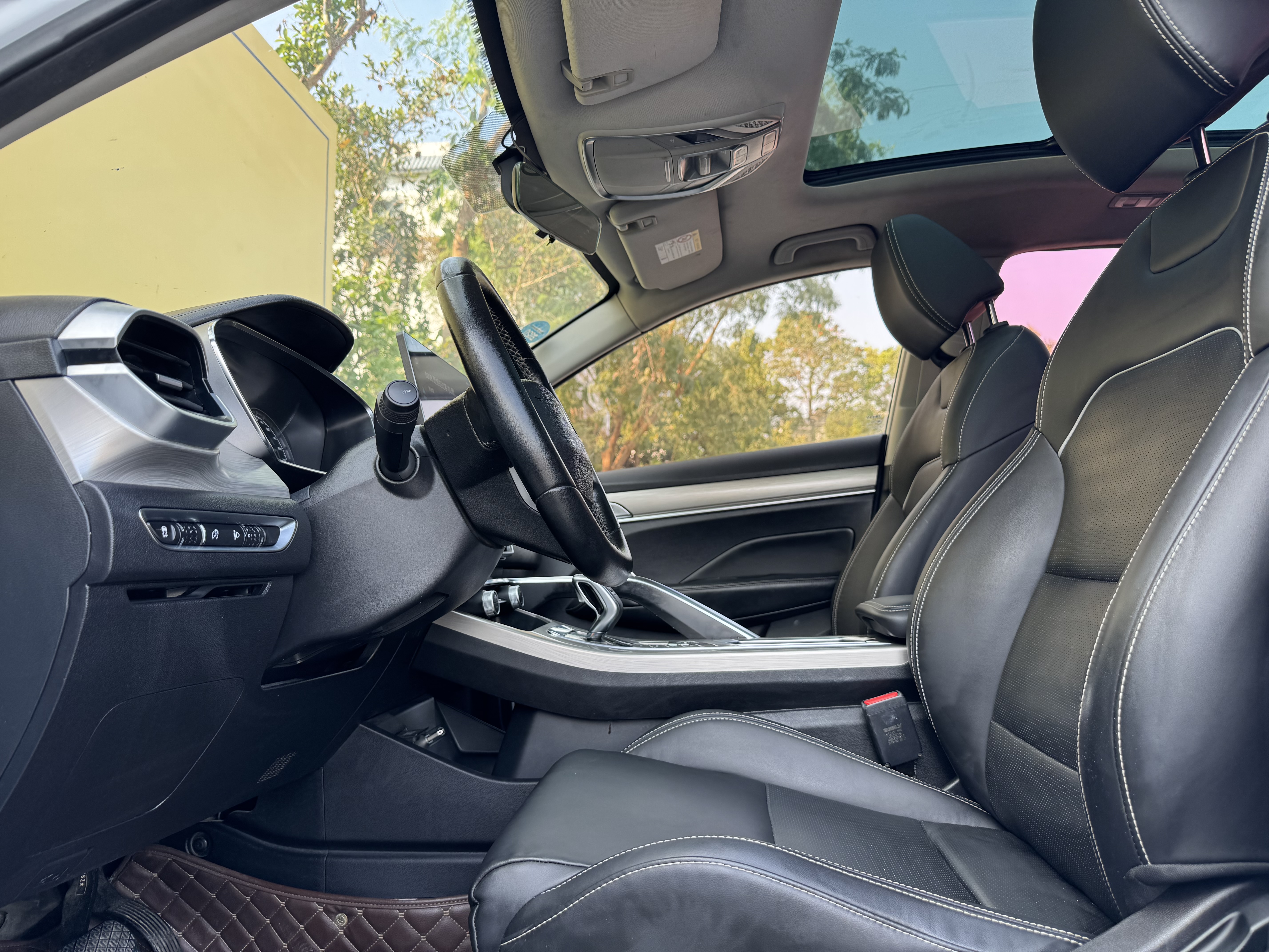 GEELY Coolray 2019 car image #4