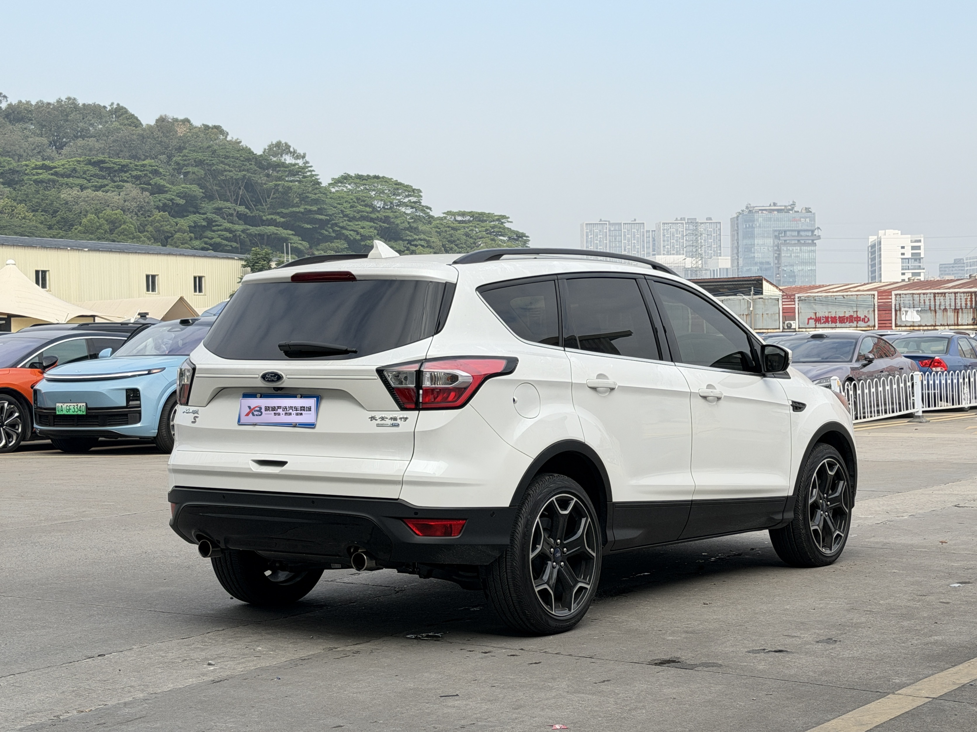 Ford Kuga 2019 #4 Ford Kuga 2019 car image #4