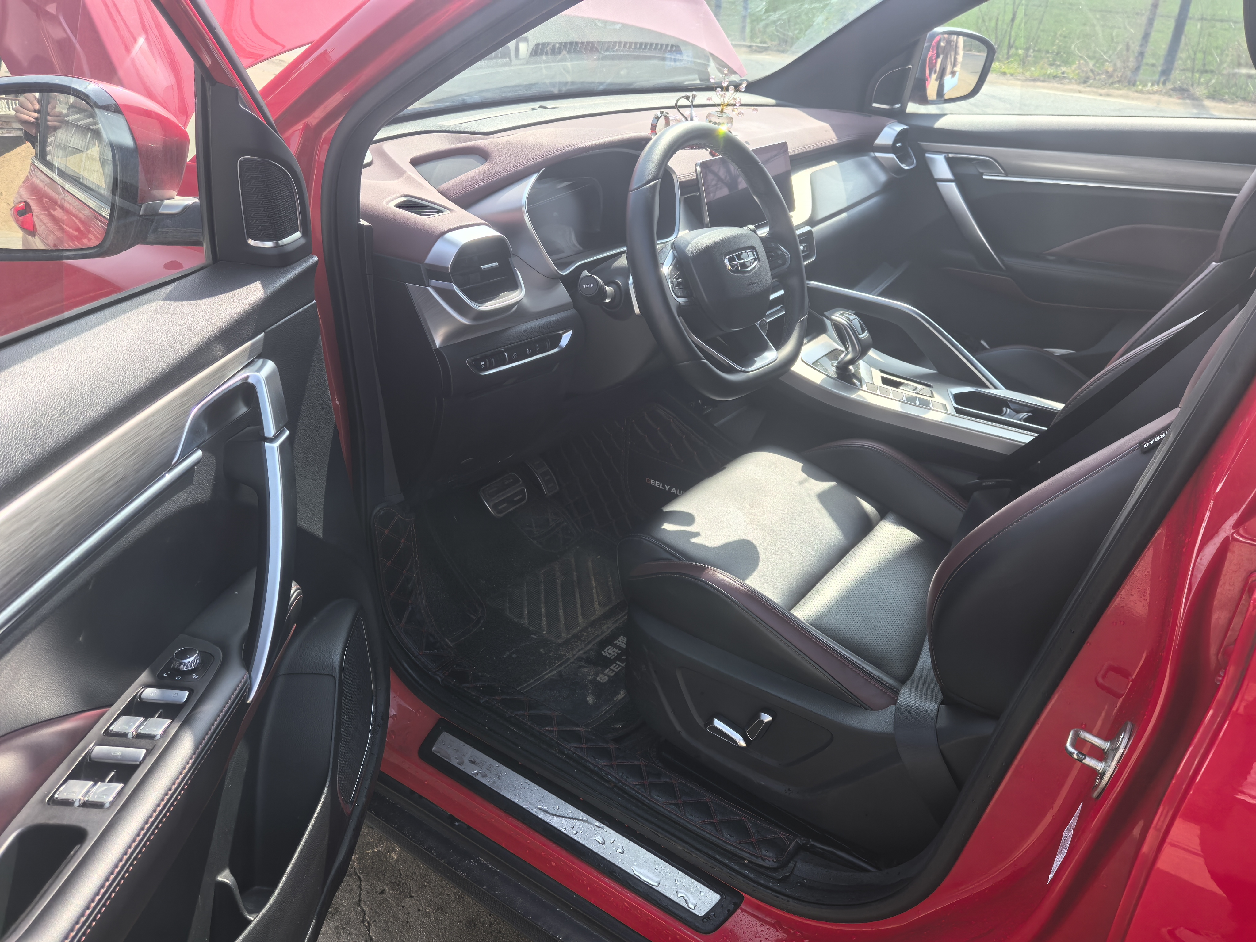 GEELY Coolray 2020 car image #4