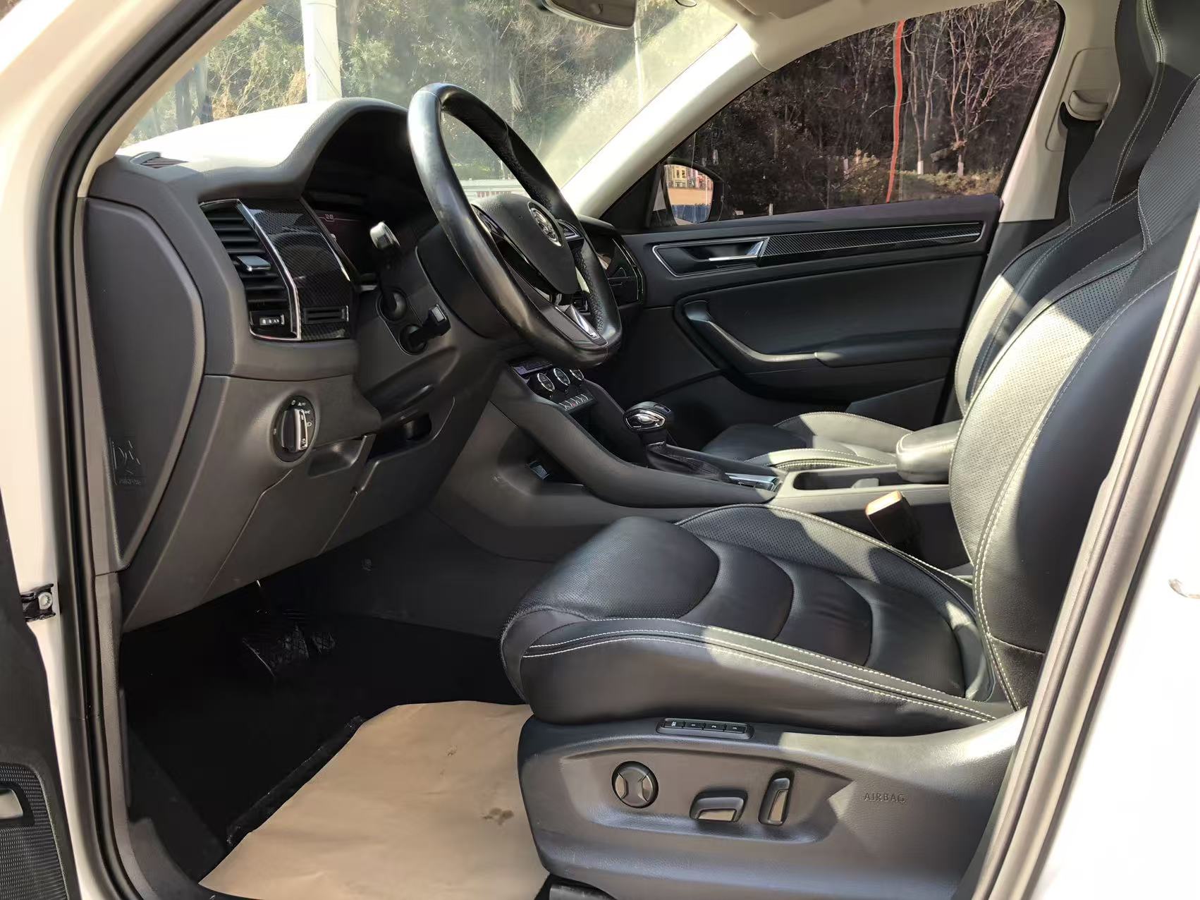 Skoda Kodiaq GT 2019 #4 Skoda Kodiaq GT 2019 car image #4