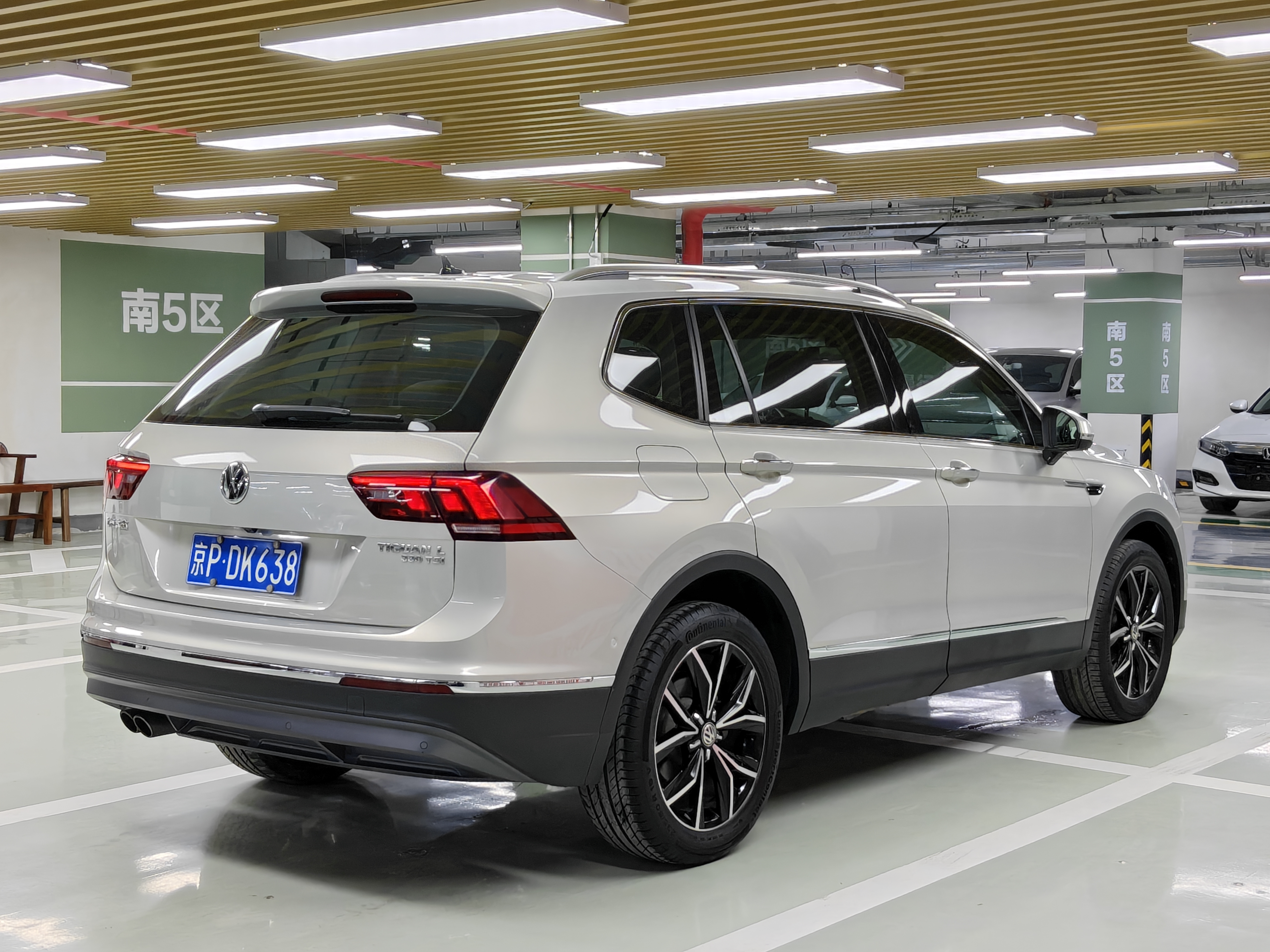 Volkswagen Tiguan L 2019 #4 Volkswagen Tiguan L 2019 car image #4