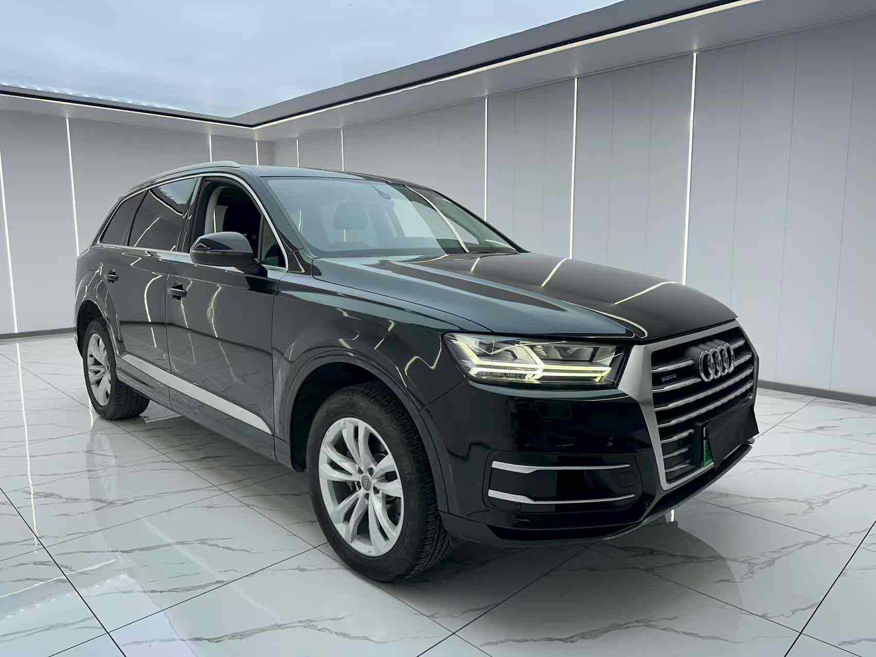 Audi Q7 New Energy 2019 car image #4