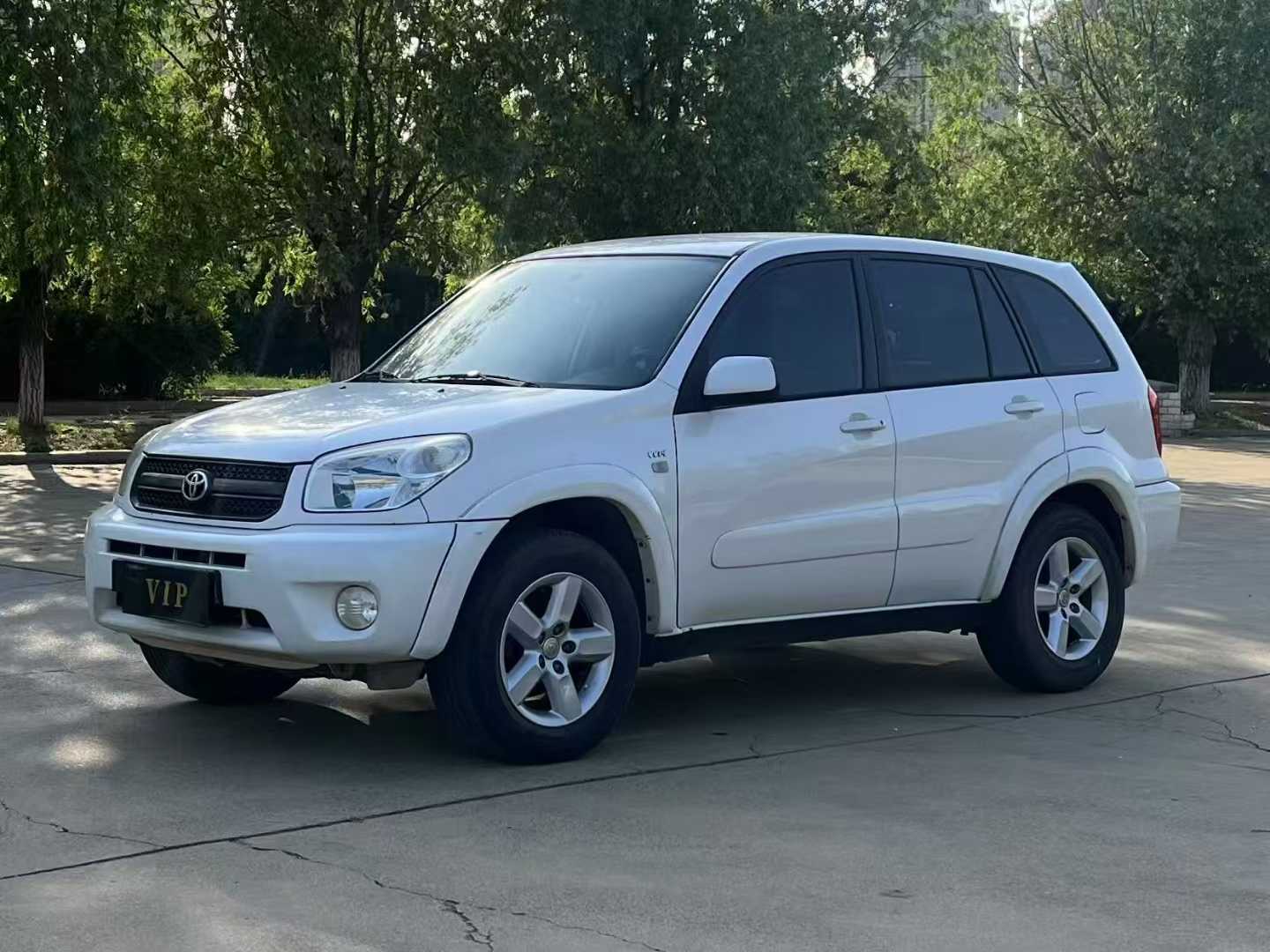 Toyota RAV4 (Imported) 2005 image de voiture #4