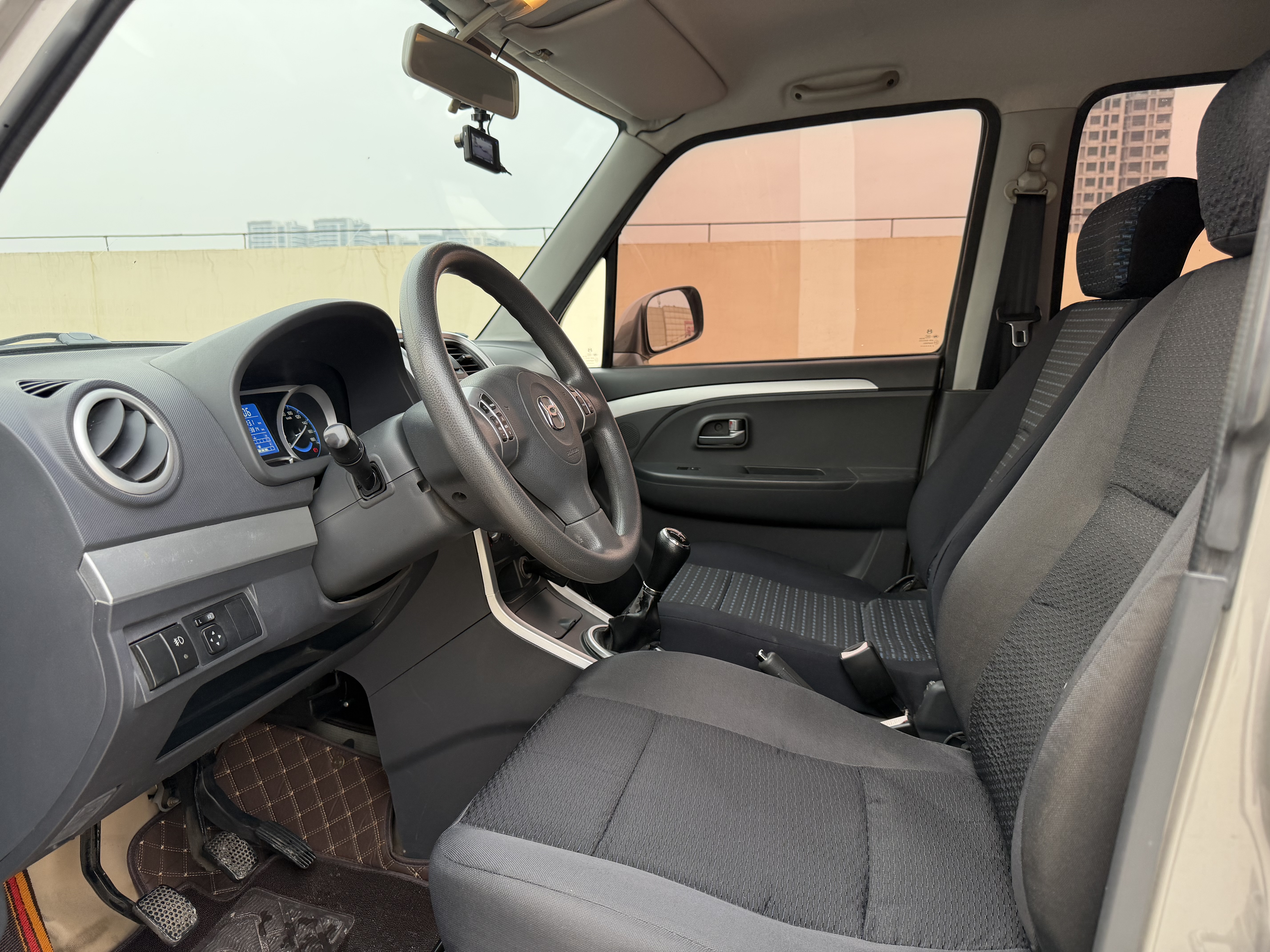 Suzuki Wagon R X5 2016 image de voiture #4